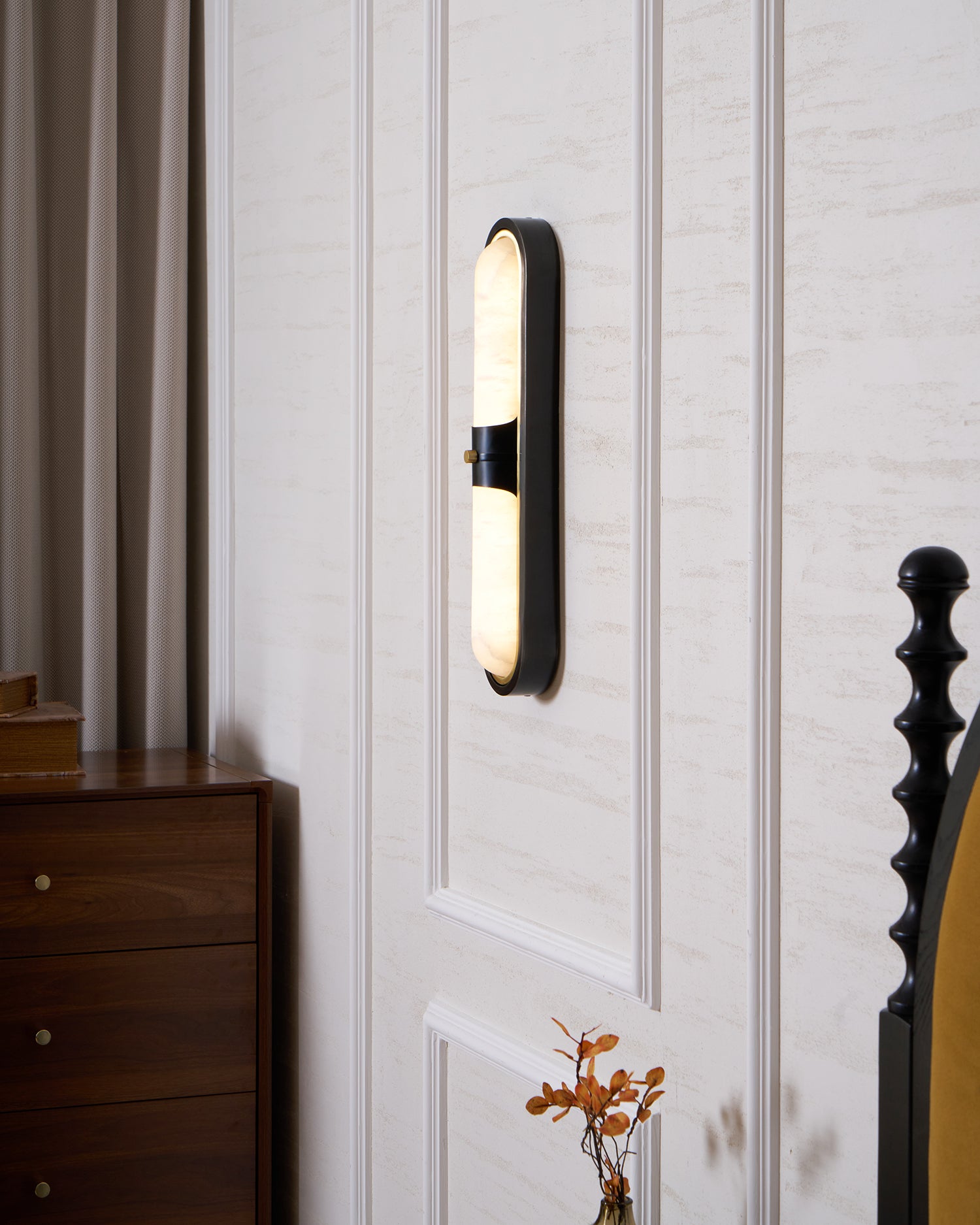 Pill-Alabaster-Wall-Light_7