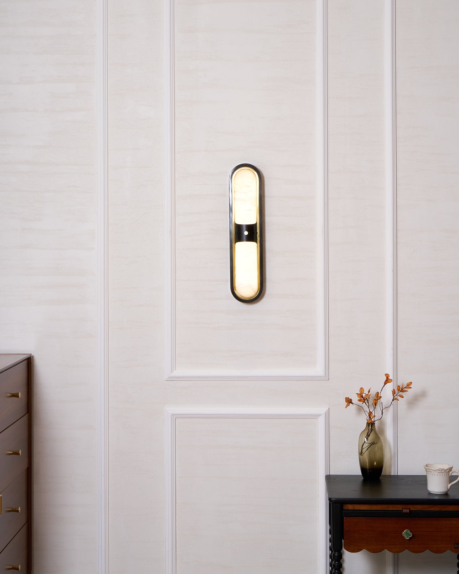 Pill-Alabaster-Wall-Light_8