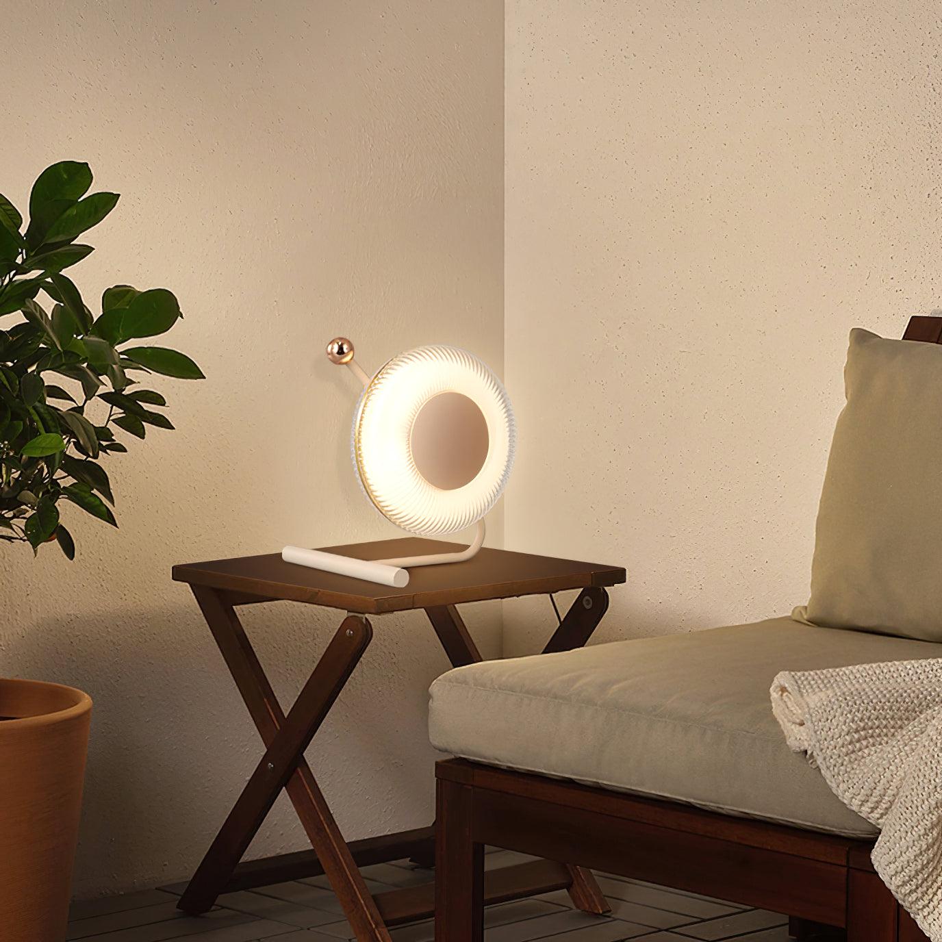 Pixo_Table_Lamp_4-1