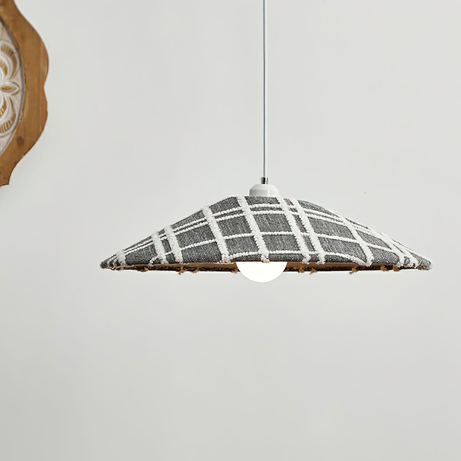 Plaid_Pendant_Light_1