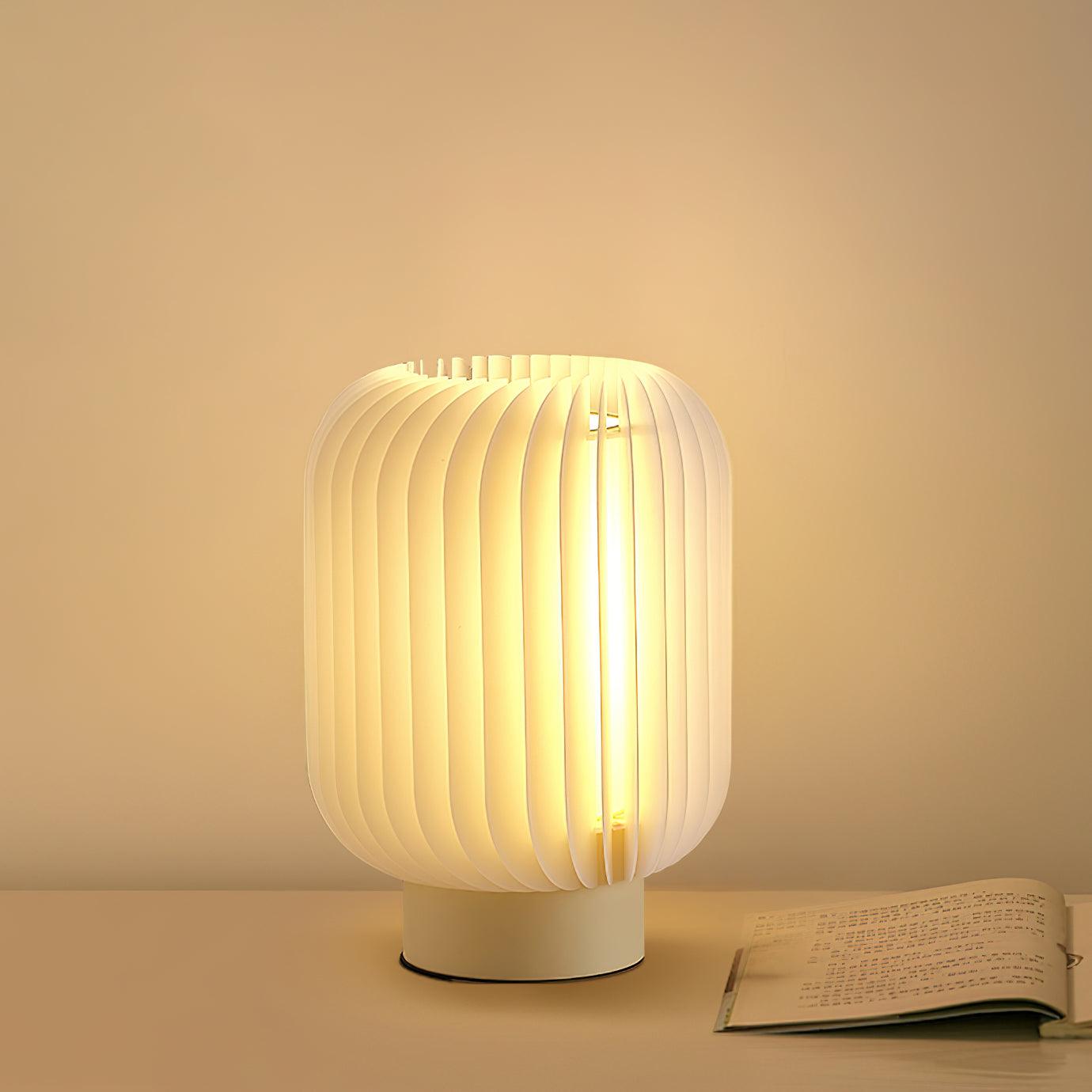 Pleated_Table_Lamp_11