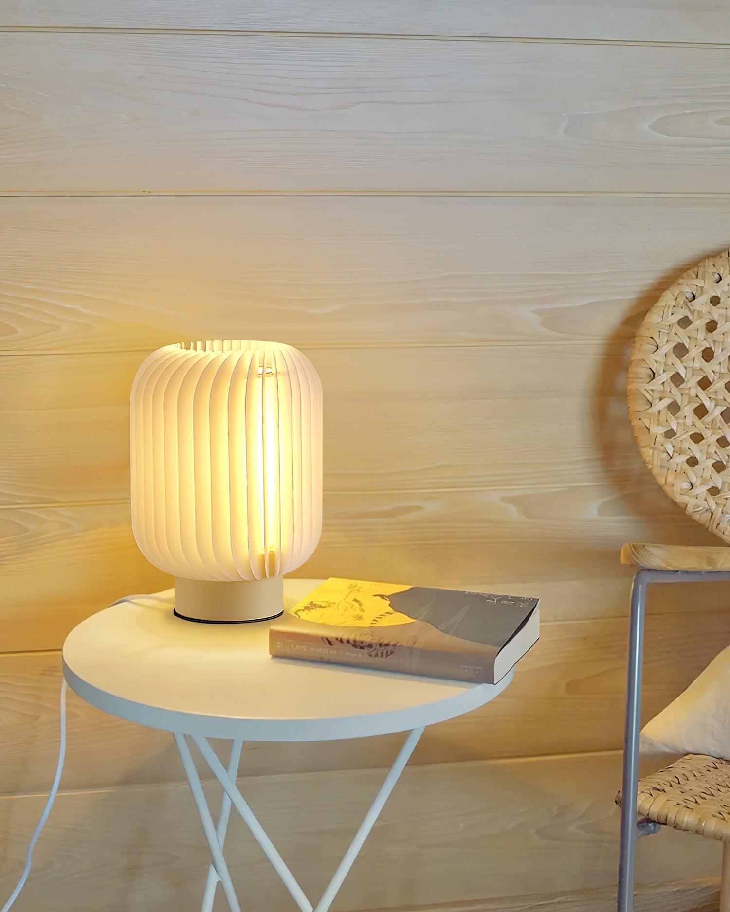 Pleated_Table_Lamp_4