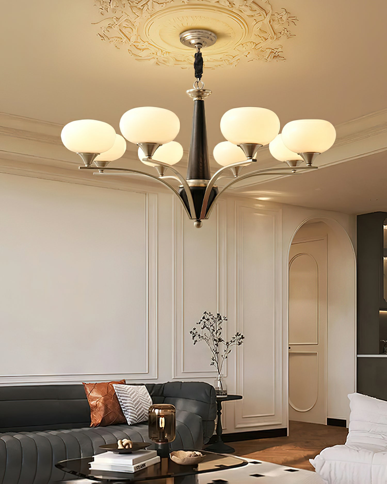 Pointed_Chandelier_1