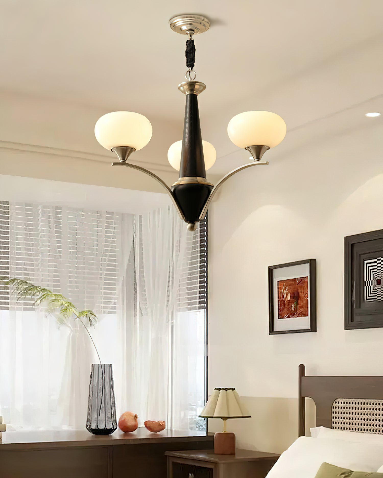 Pointed_Chandelier_10