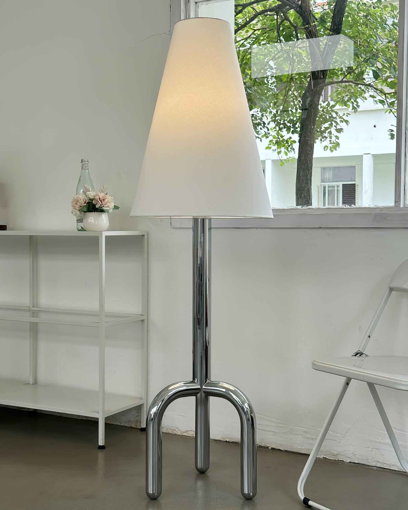 Pompidou_Floor_Lamp_2