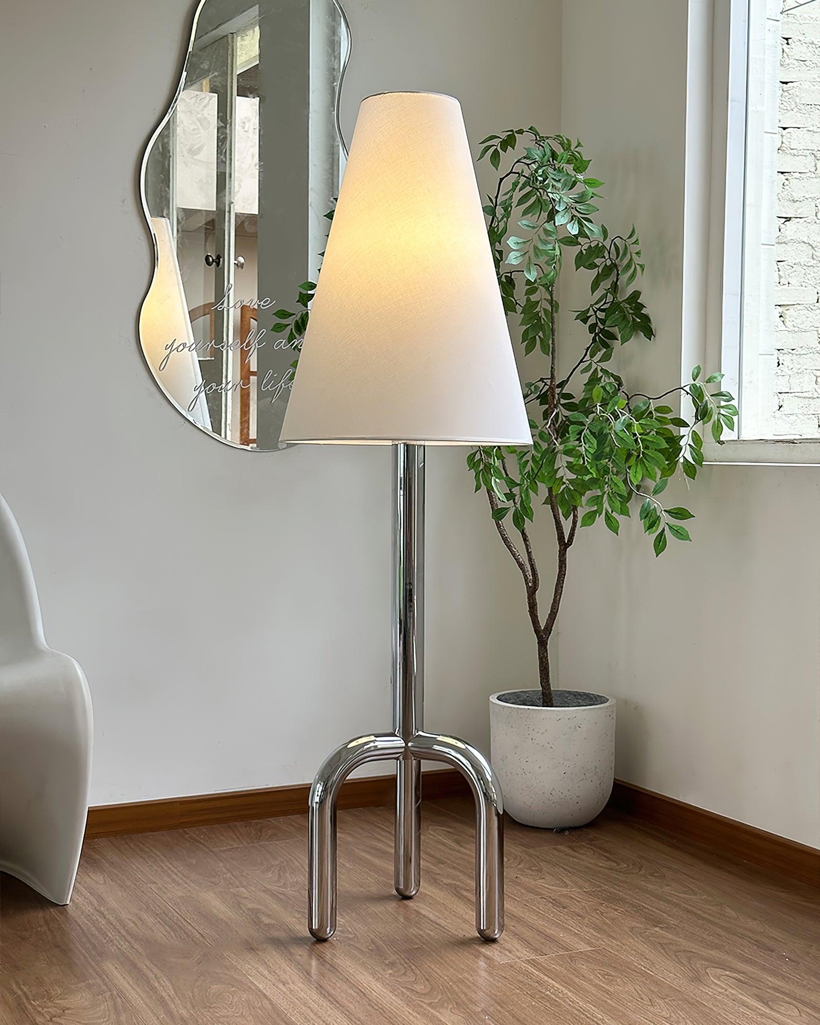 Pompidou_Floor_Lamp_5