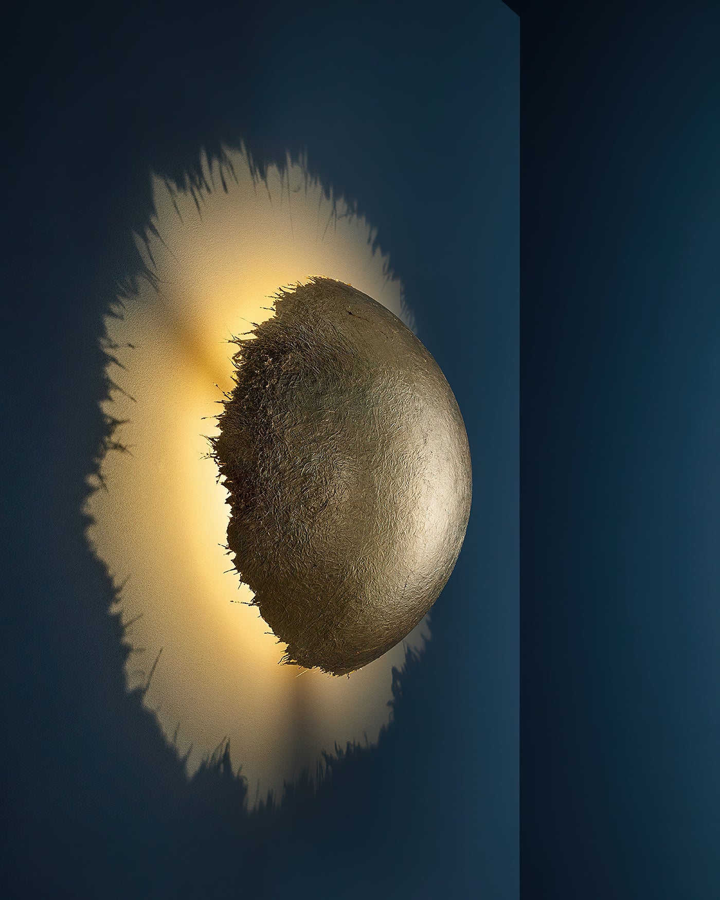 PostKrisi_wall_Lamp_4