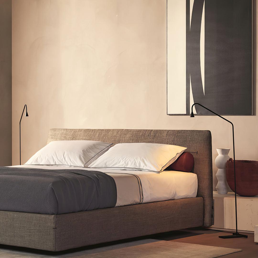 Pureform_Floor_Lamp_3
