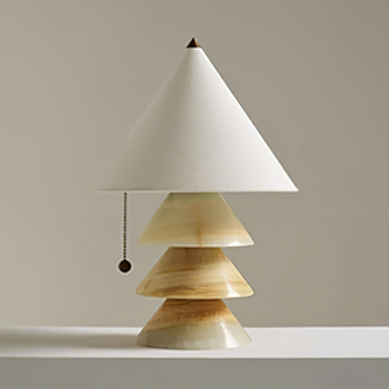 Pyramid_Glow_Table_Lamp_10_a27c6701-5c9a-4610-bf07-e2838008d8ac