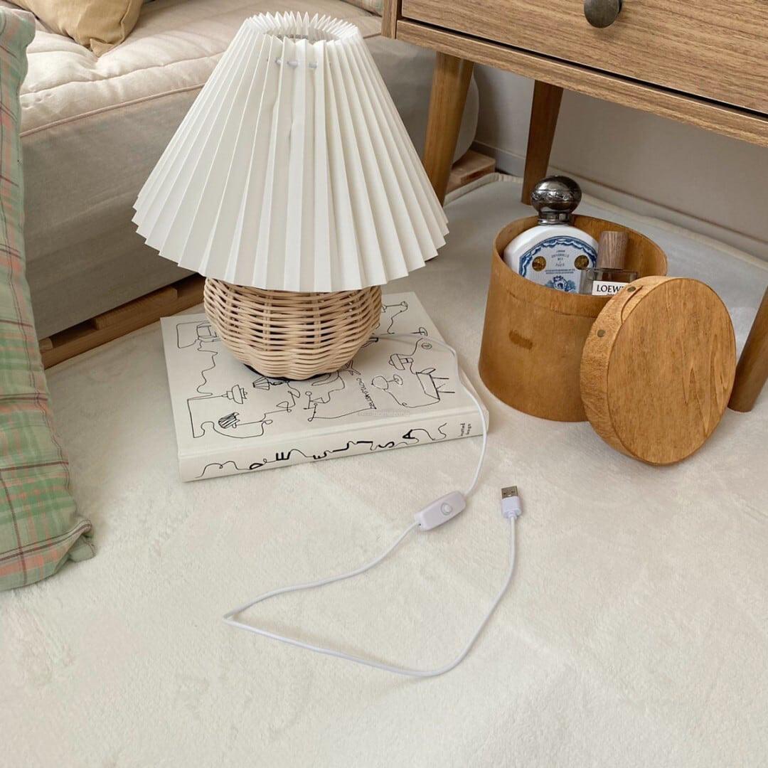 Rattan_Pleated_Table_lamp_11