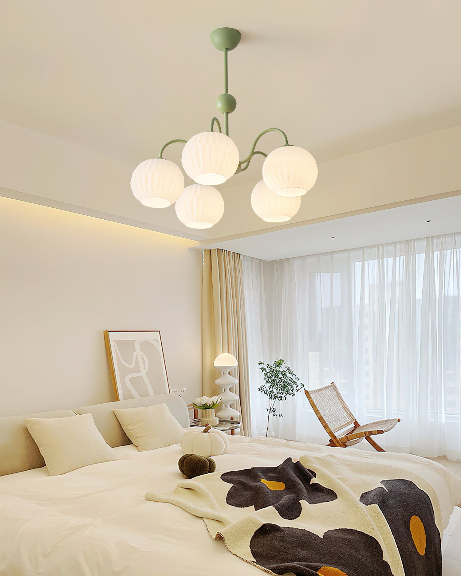 Renee_Chandelier_8