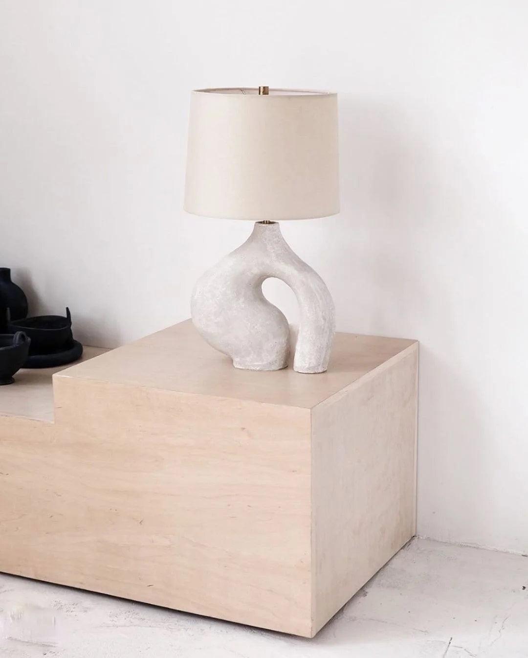 Resin_Art_Table_Lamp_25