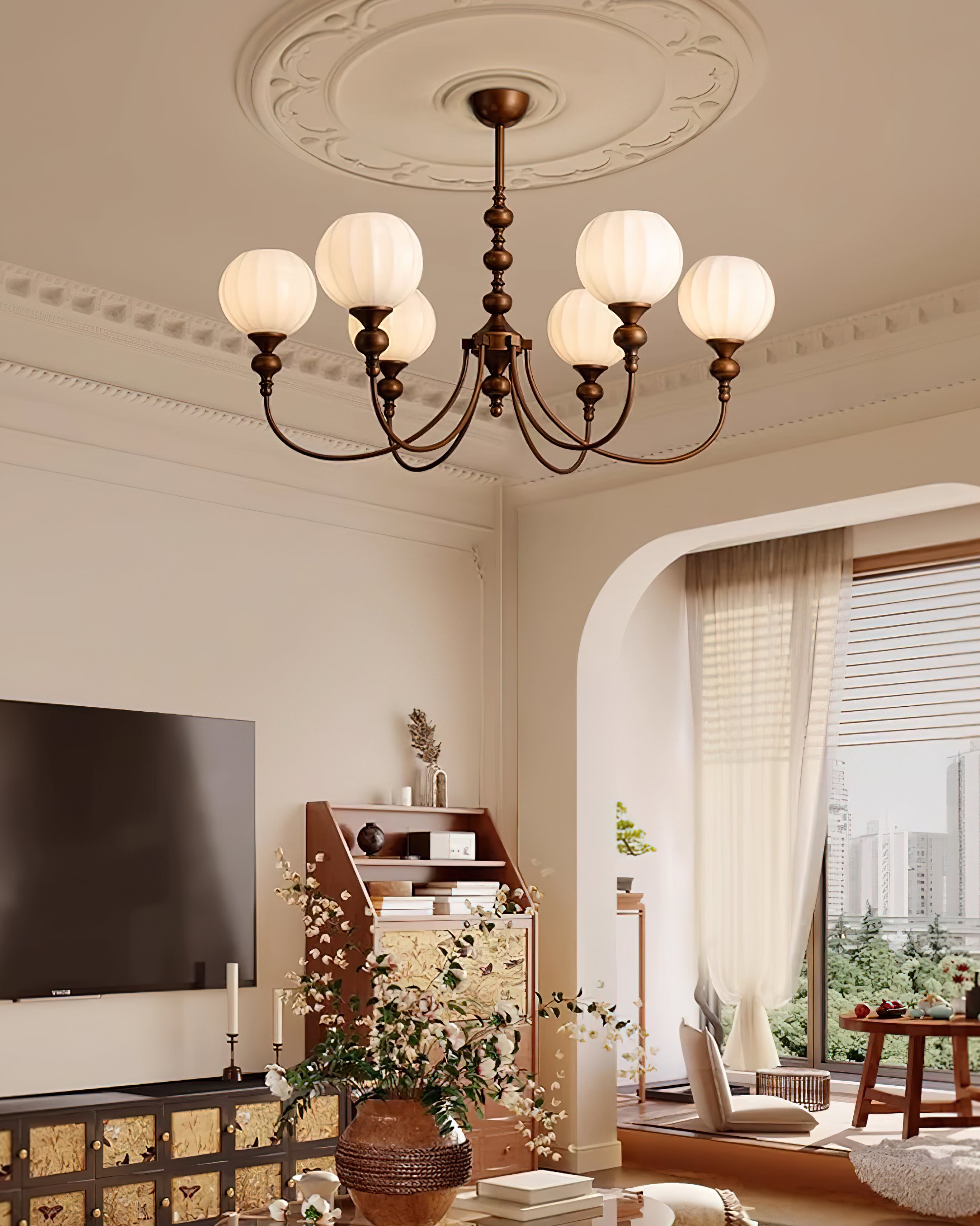 Retro_Monique_Chandelier_1