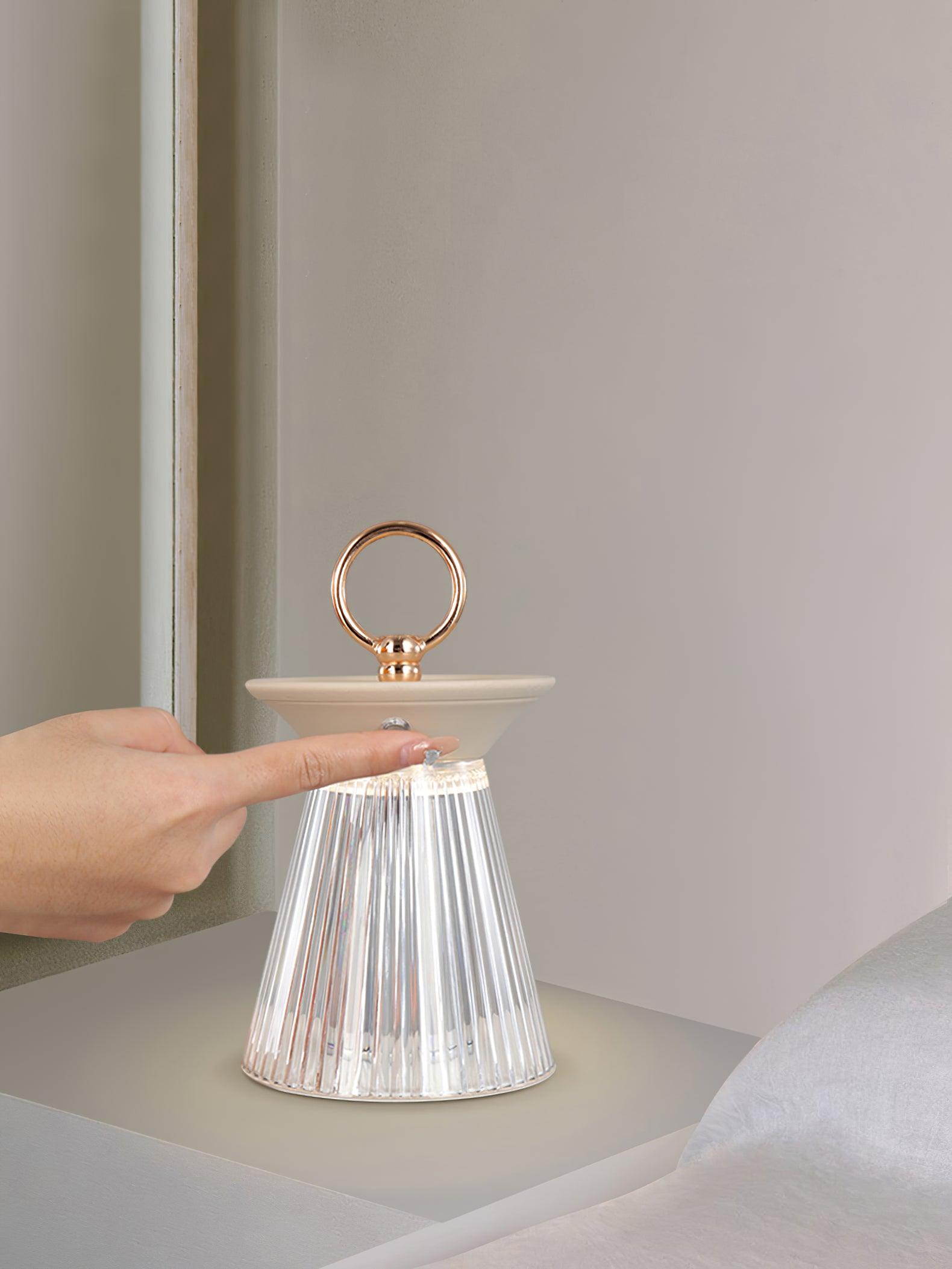 Ribbed_Table_Lamp_11