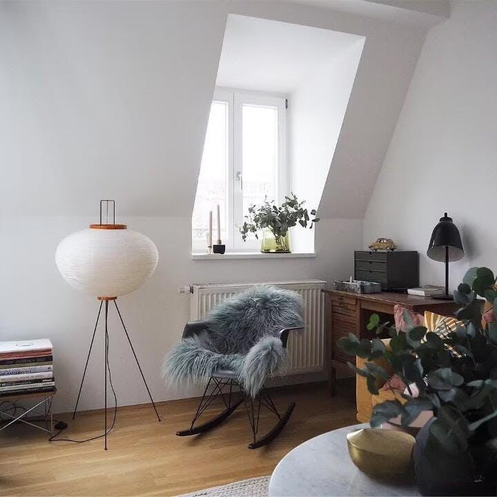 Rice_Paper_Floor_Lamp_1