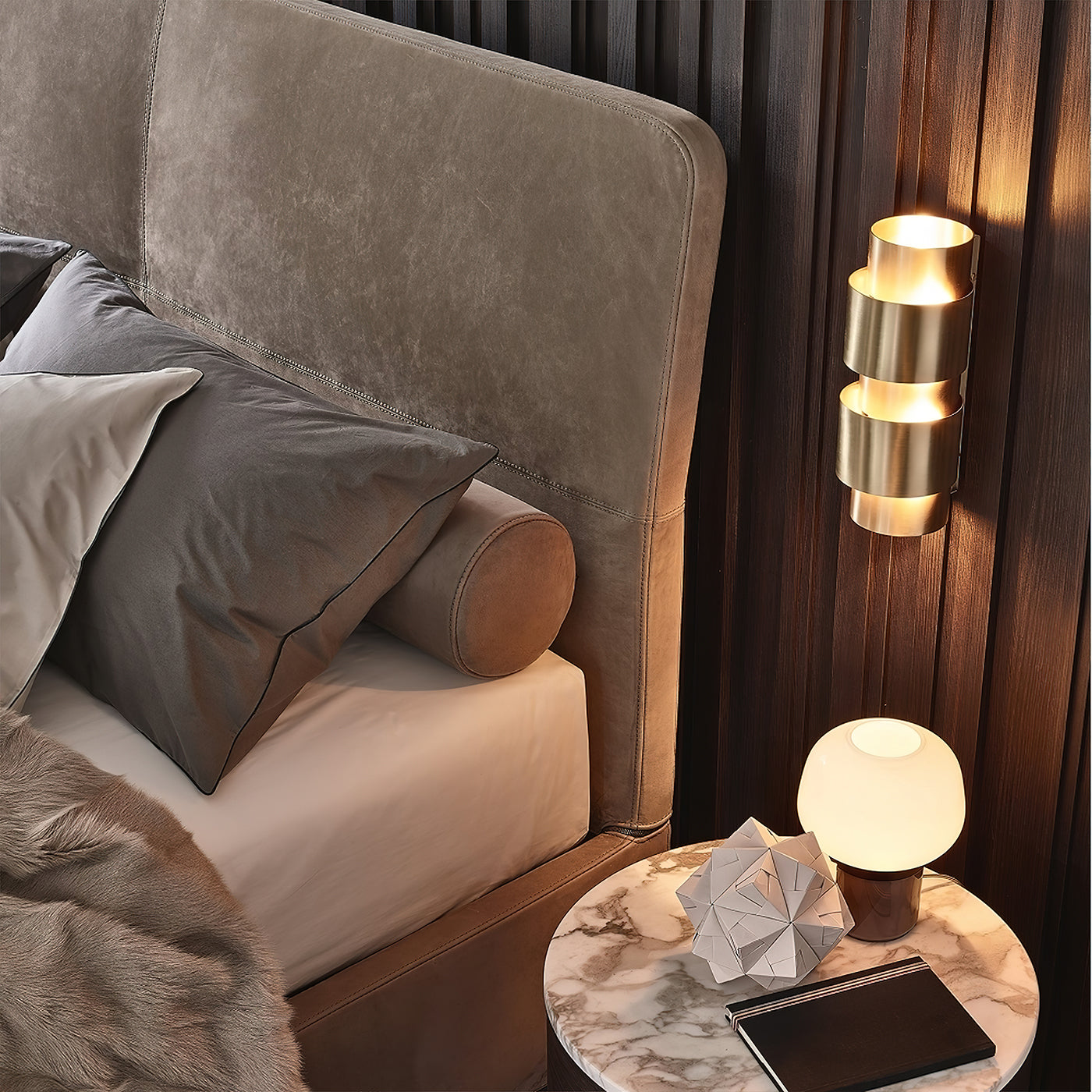 Ring_Wall_Lamp_2