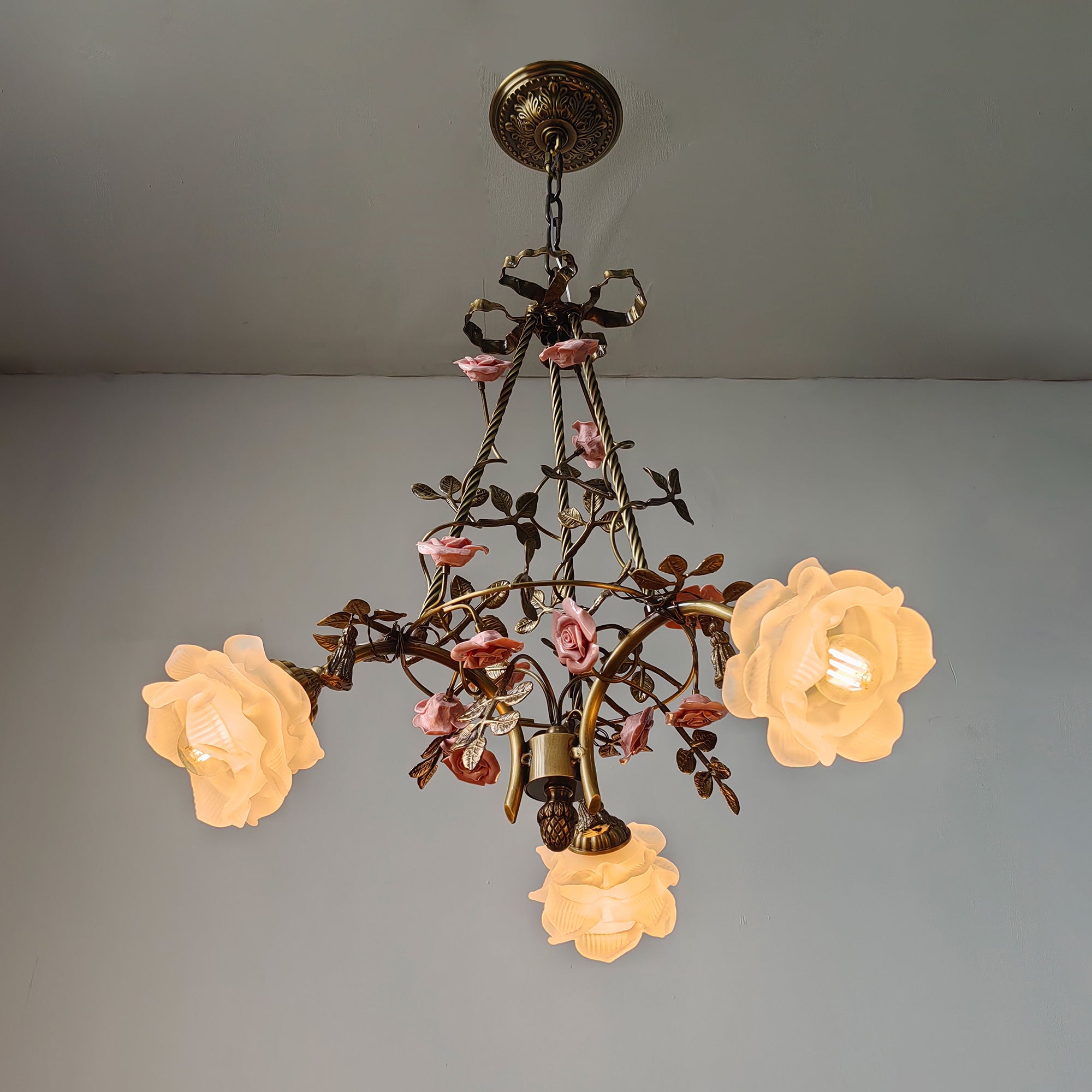 Rosalind_Flowers_Chandelier_12