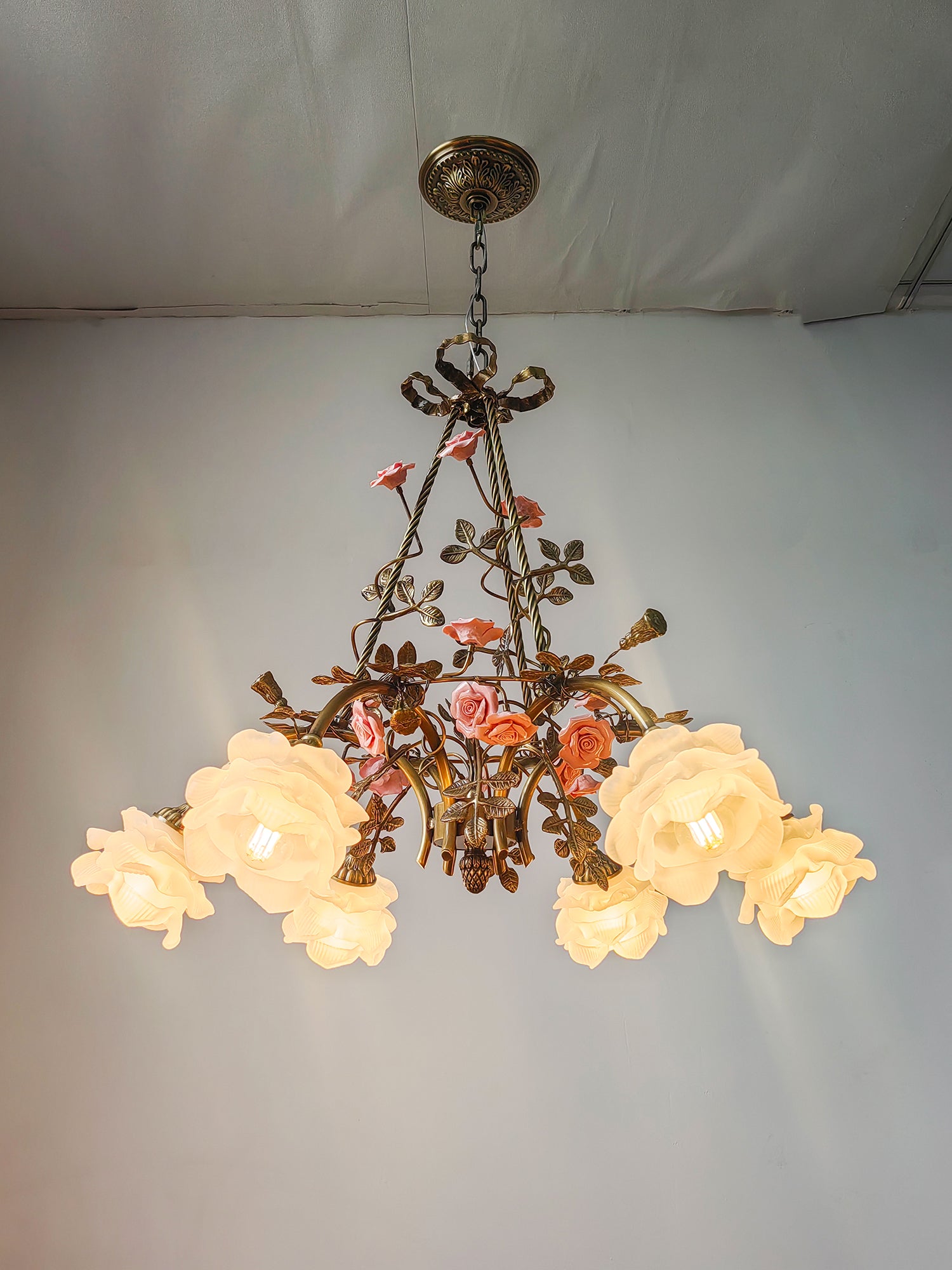 Rosalind_Flowers_Chandelier_20