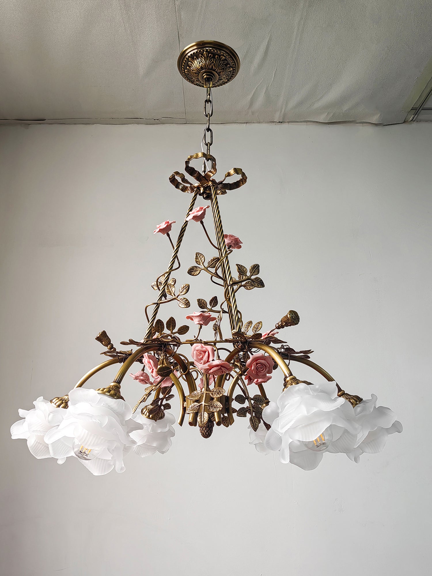 Rosalind_Flowers_Chandelier_21