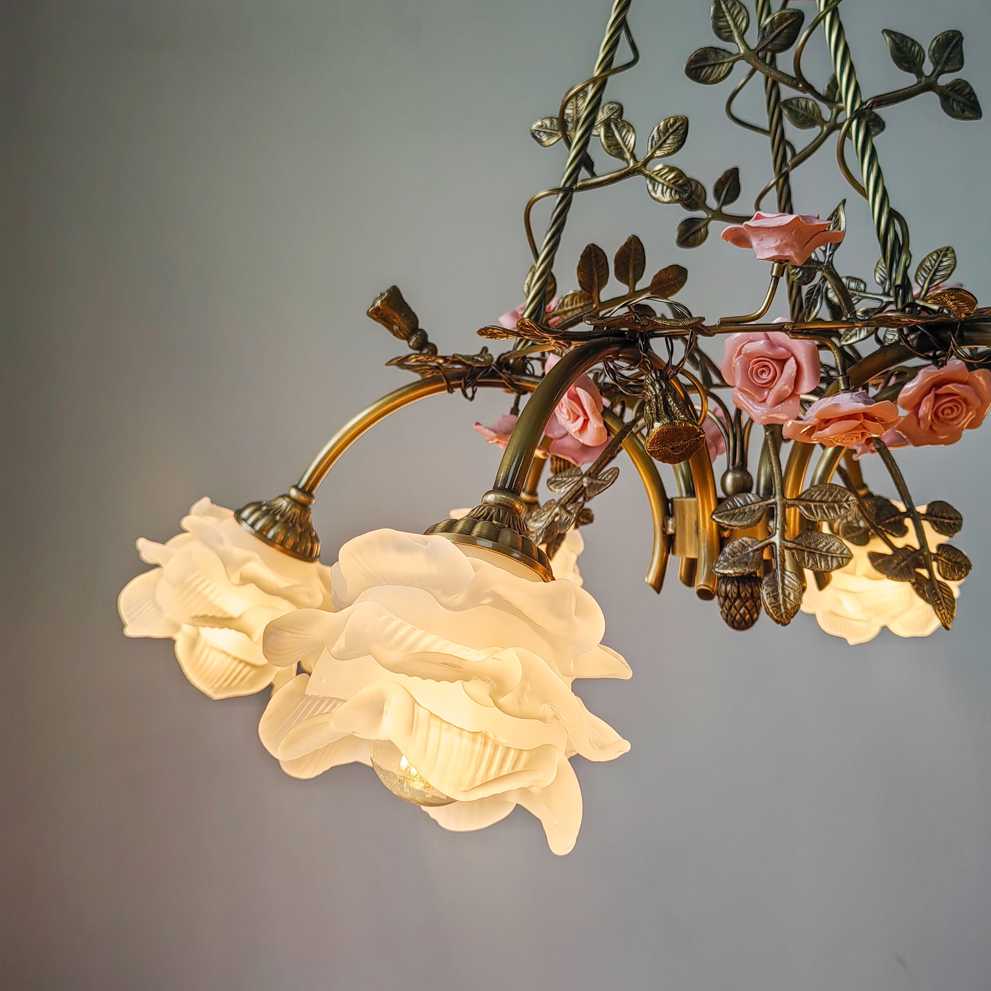 Rosalind_Flowers_Chandelier_23