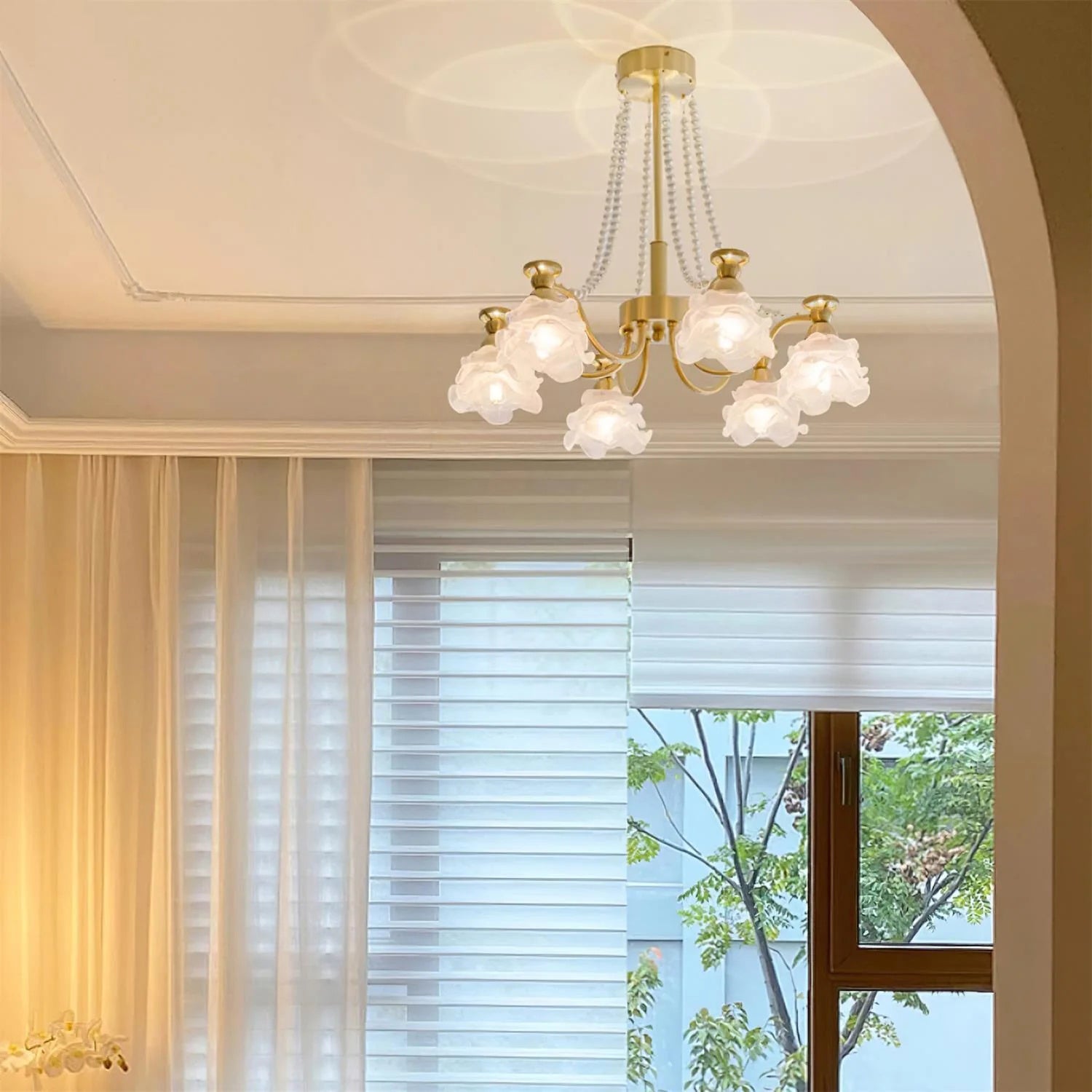 Roses-Landi-Chandelier_3