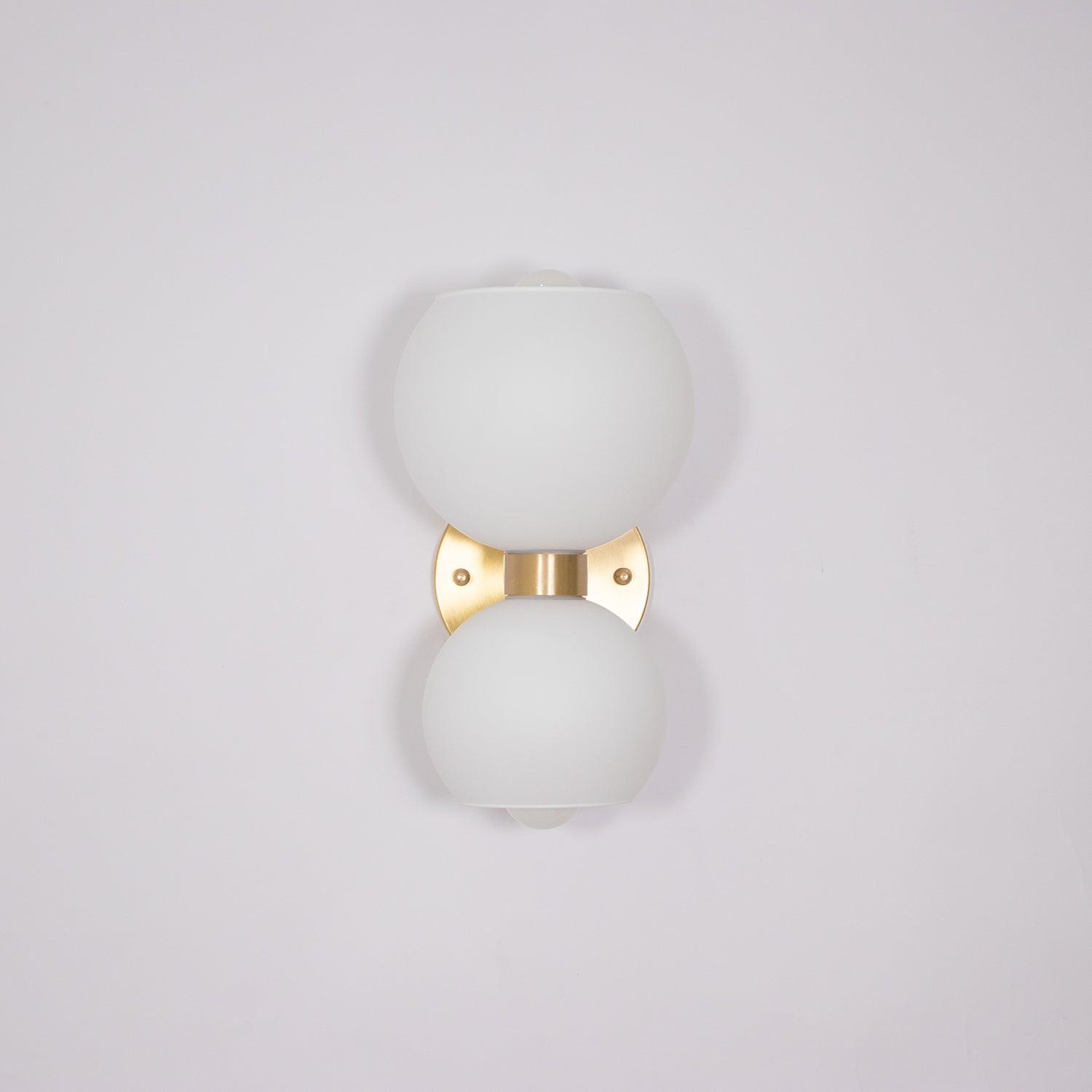 Round_Pearl_Sconce_2