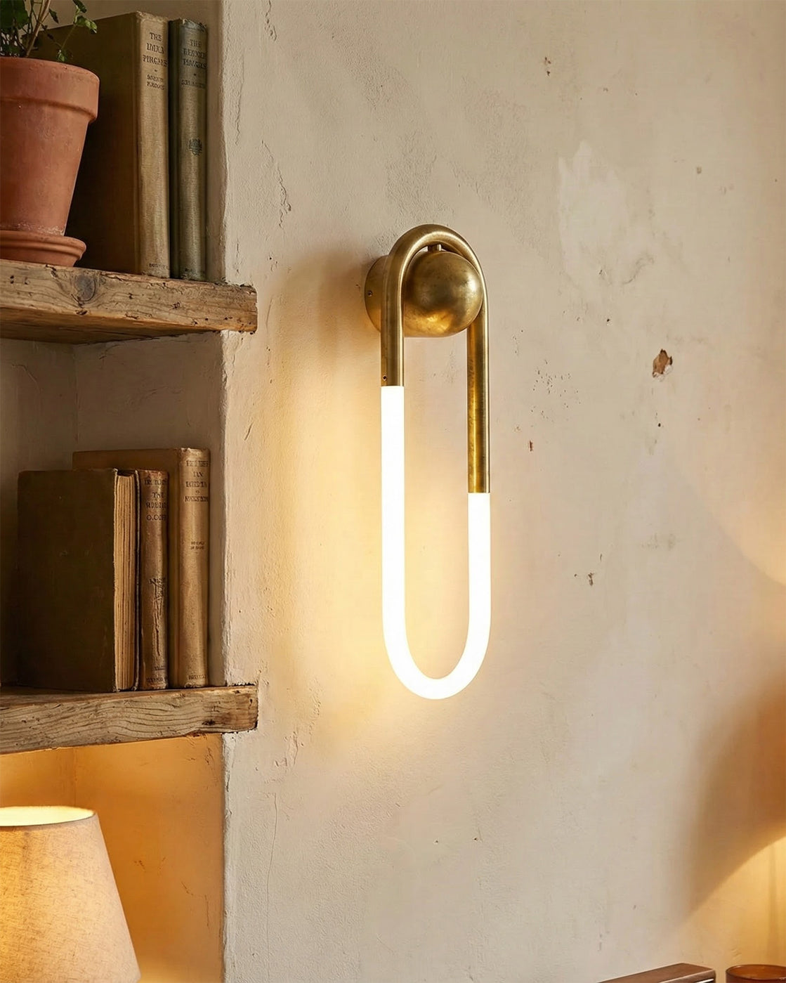 Rudi-Loop-Wall-Lamp_21