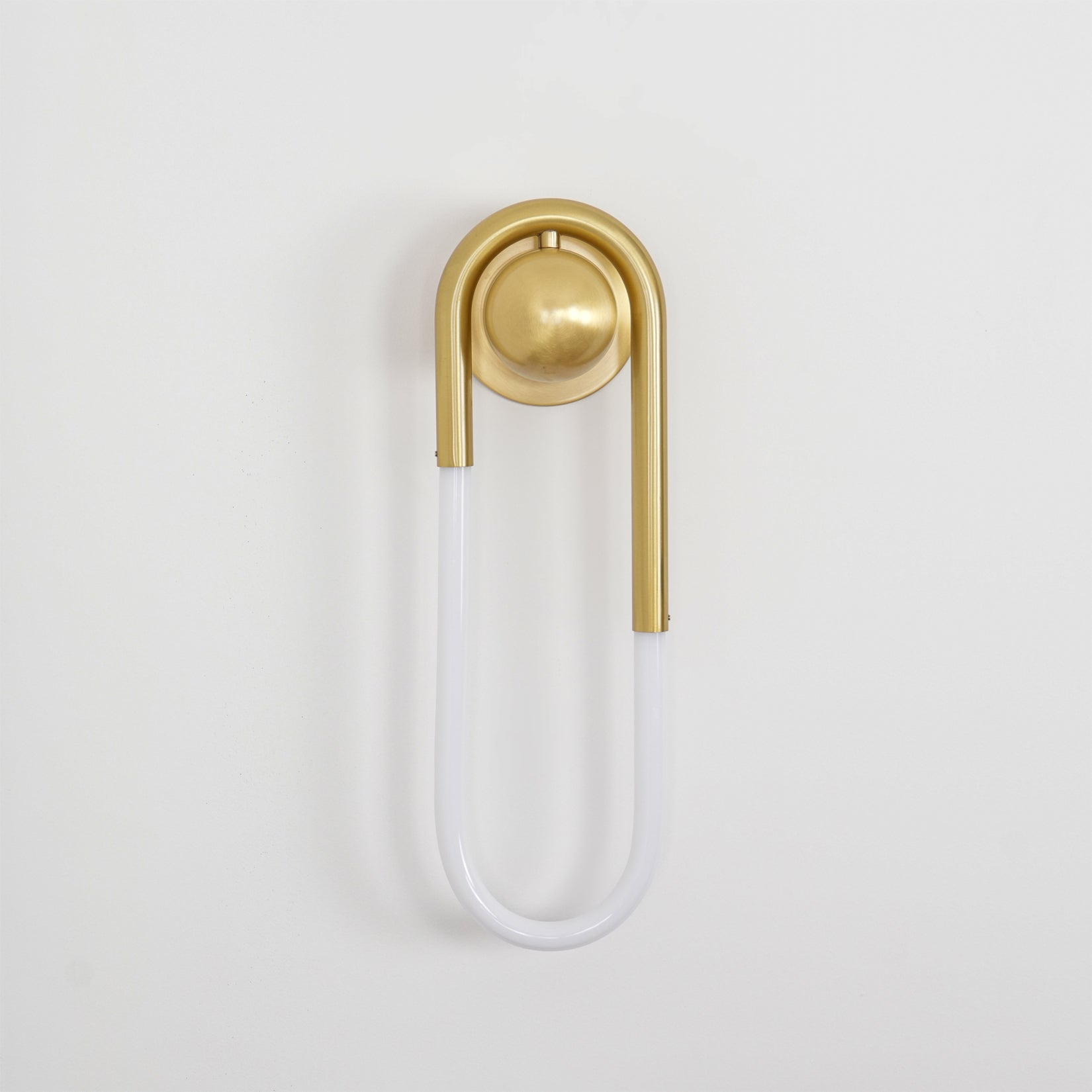 Rudi-Loop-Wall-Lamp_37