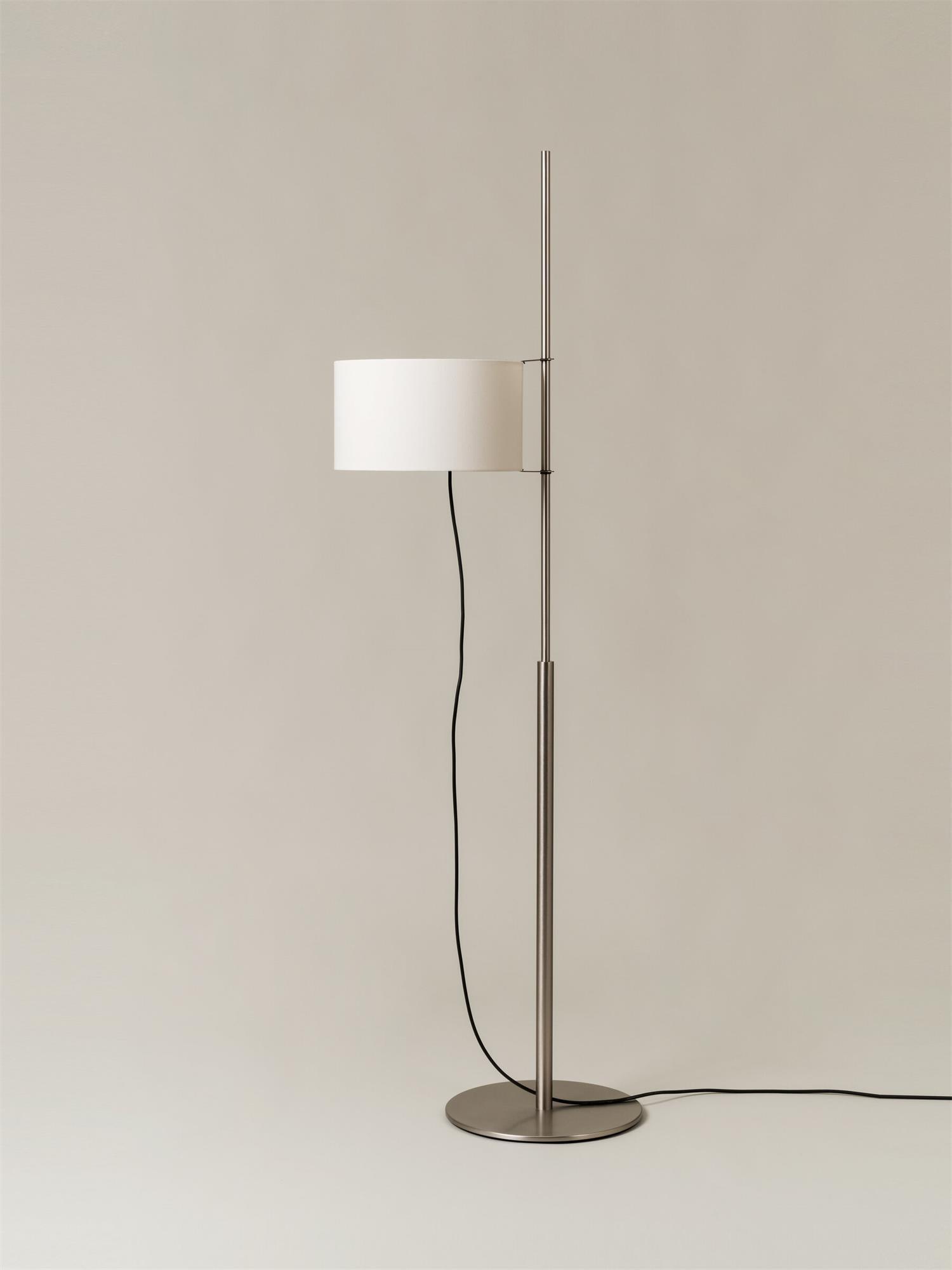 Santa_Cole_Floor_Lamp_12