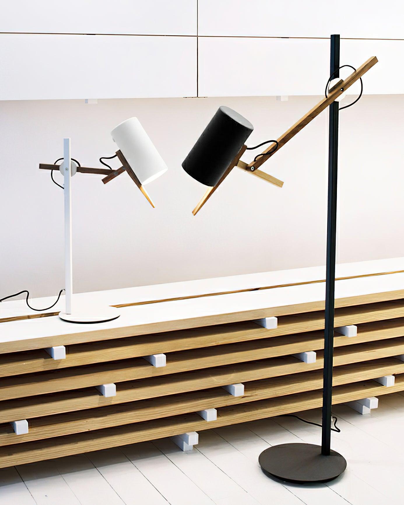 Scantling_Floor_Lamp_5