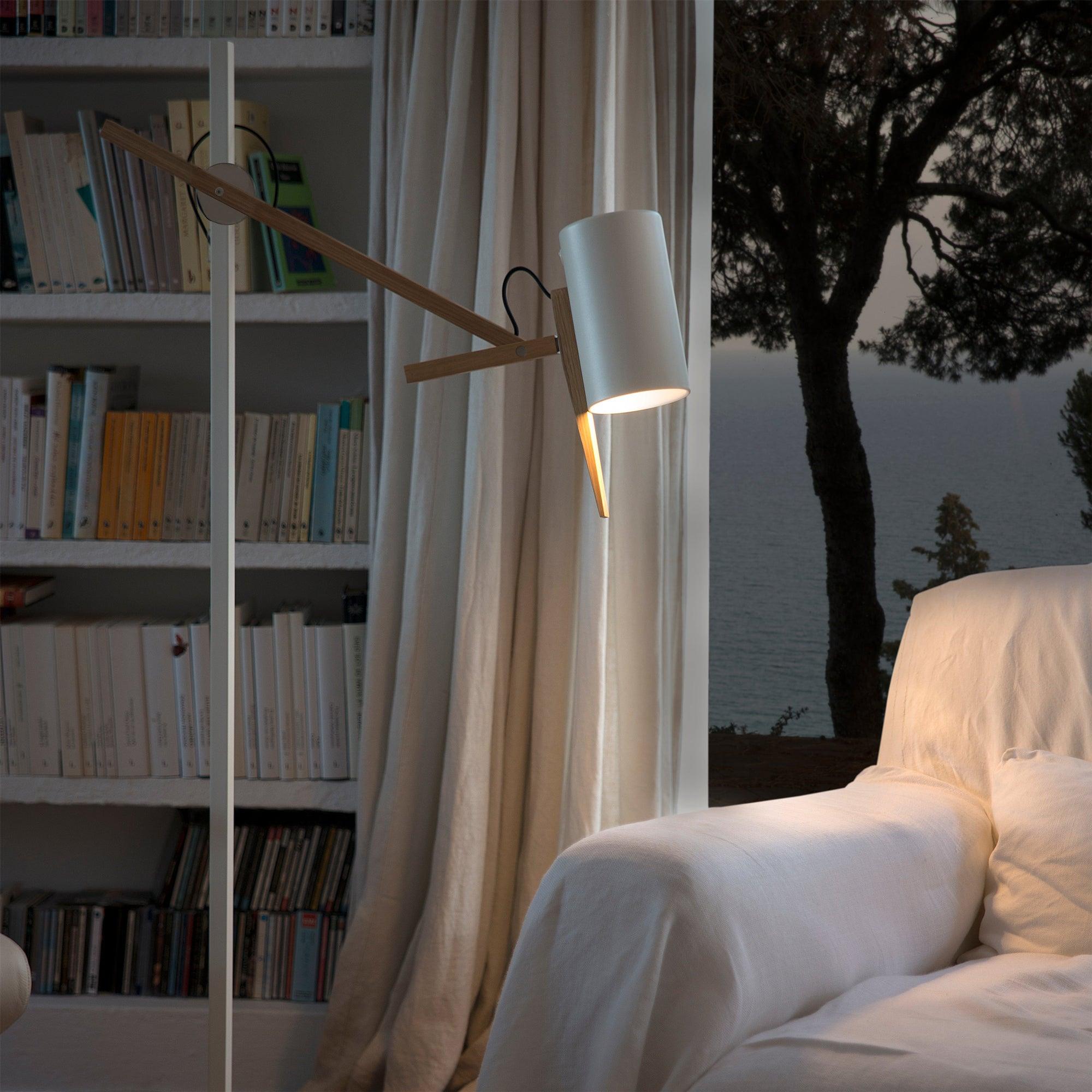 Scantling_Floor_Lamp_8