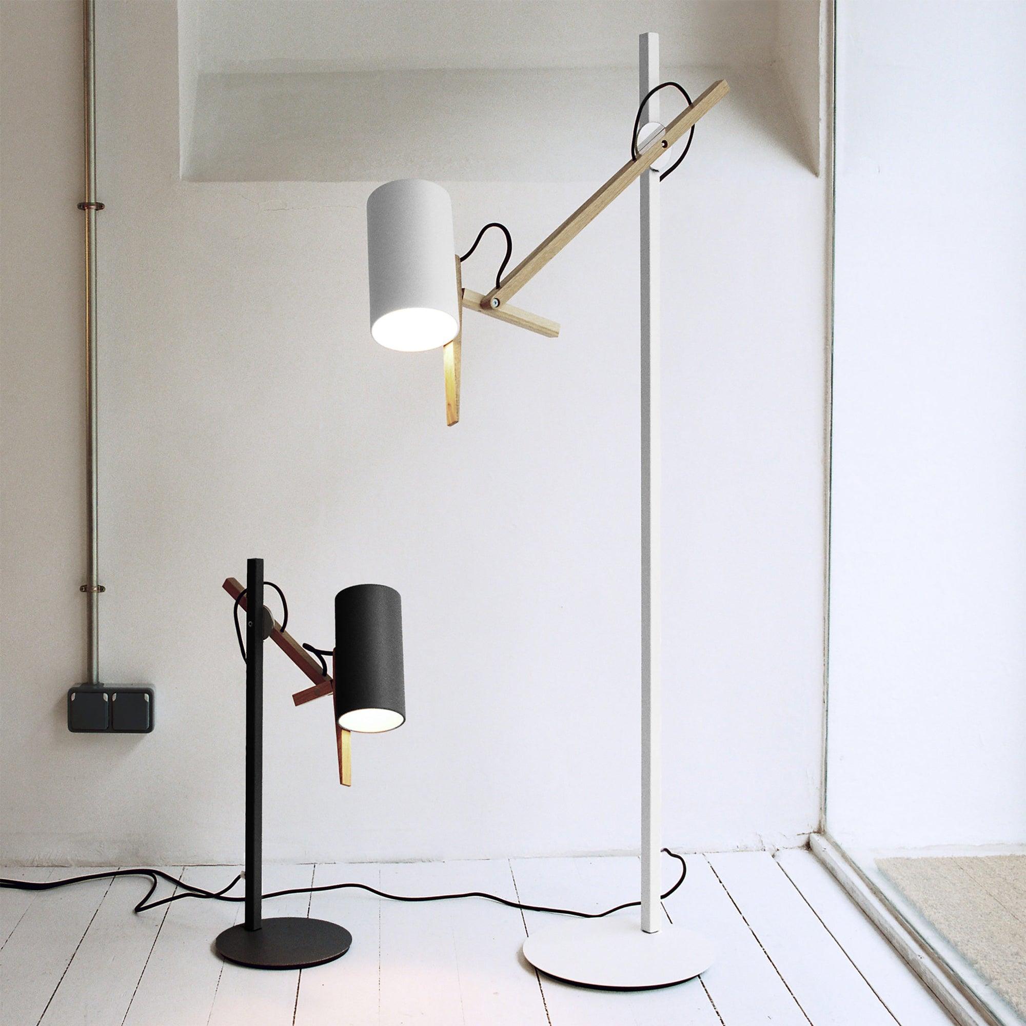 Scantling_Floor_Lamp_9
