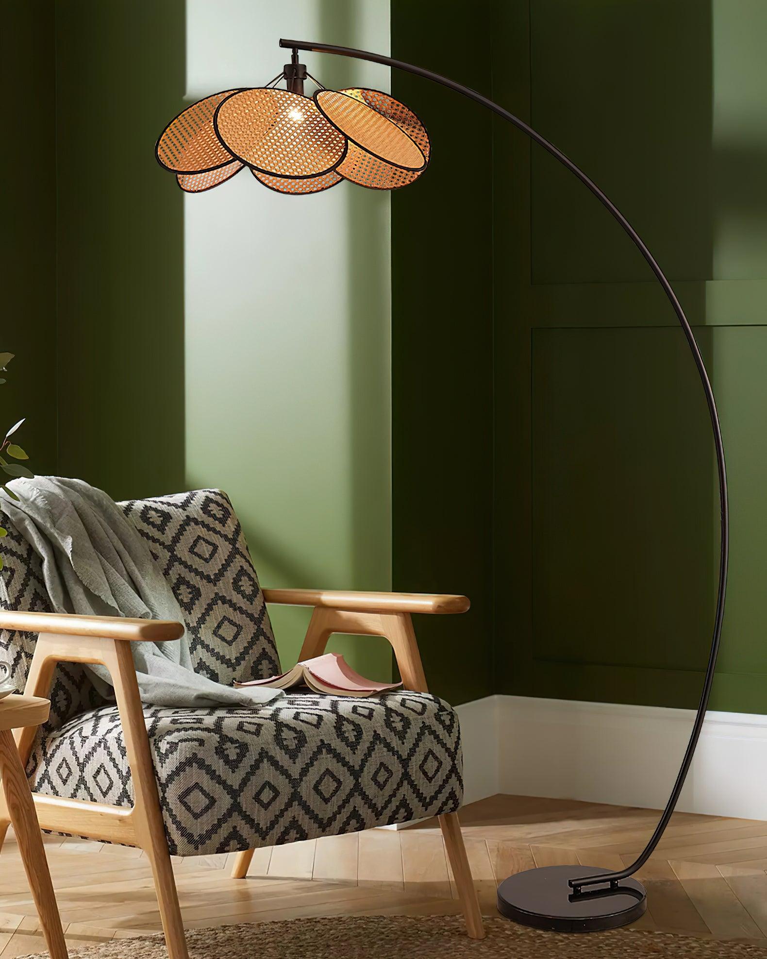 Screen_Cannage_Floor_Lamp_9