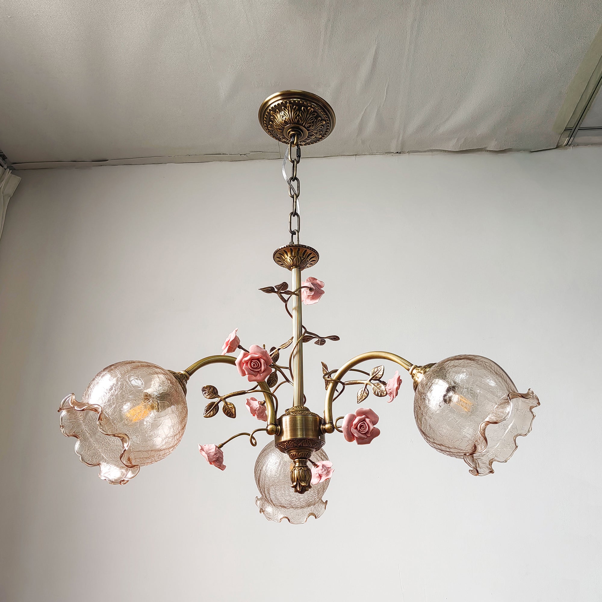 Serenade_Chandelier_15_4d828332-34e9-4b2a-91f1-ce4a804bda17