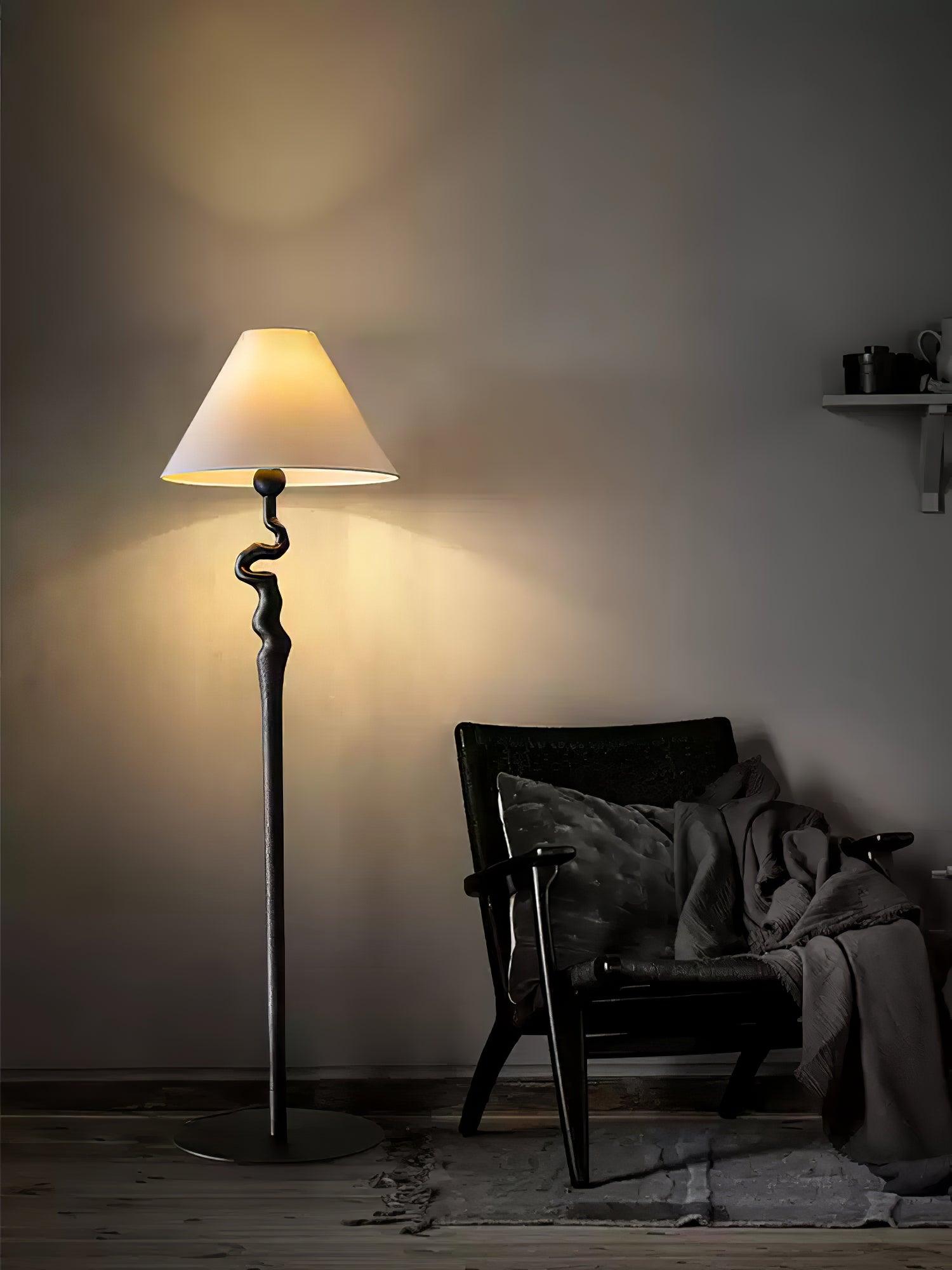 Serpentine_Twist_Floor_Lamp_8