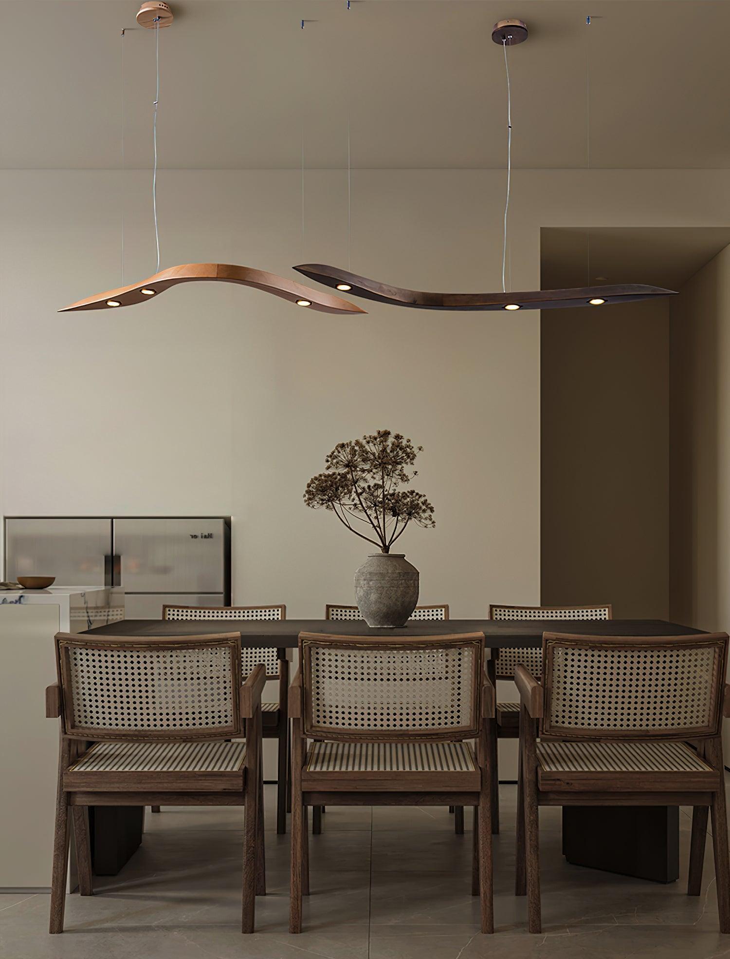 Shadow_Dart_Chandelier_2-1