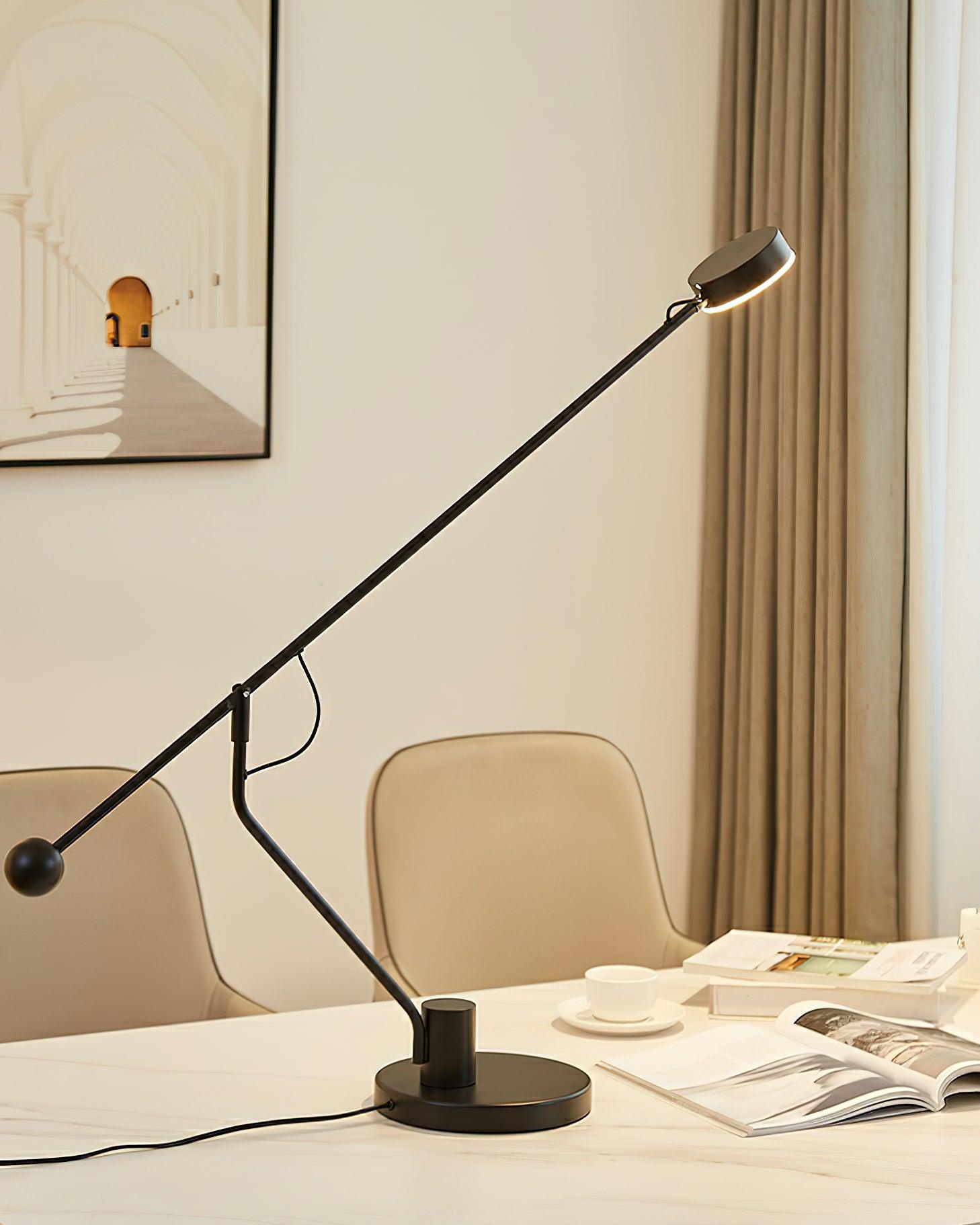 Shadow_Pole_Table_Lamp_13
