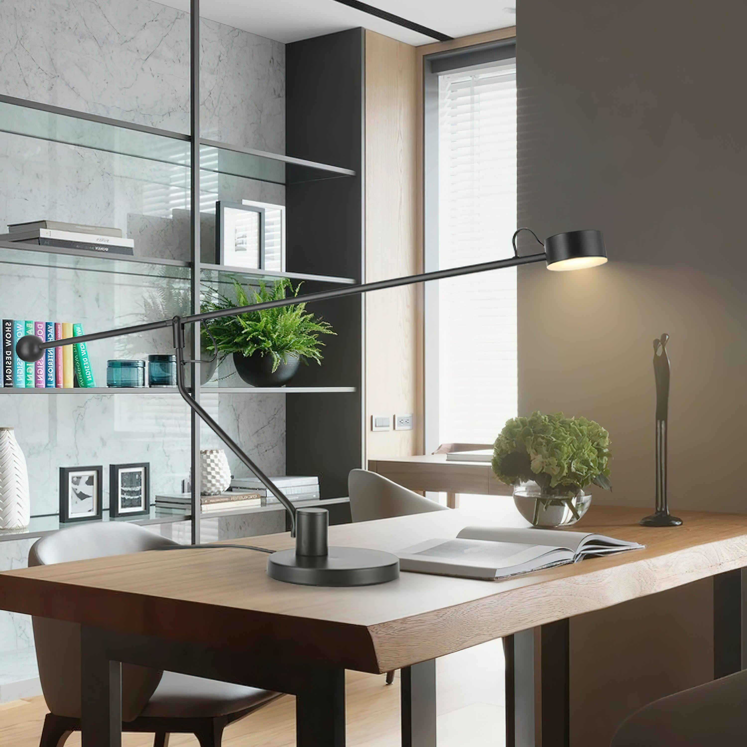 Shadow_Pole_Table_Lamp_5