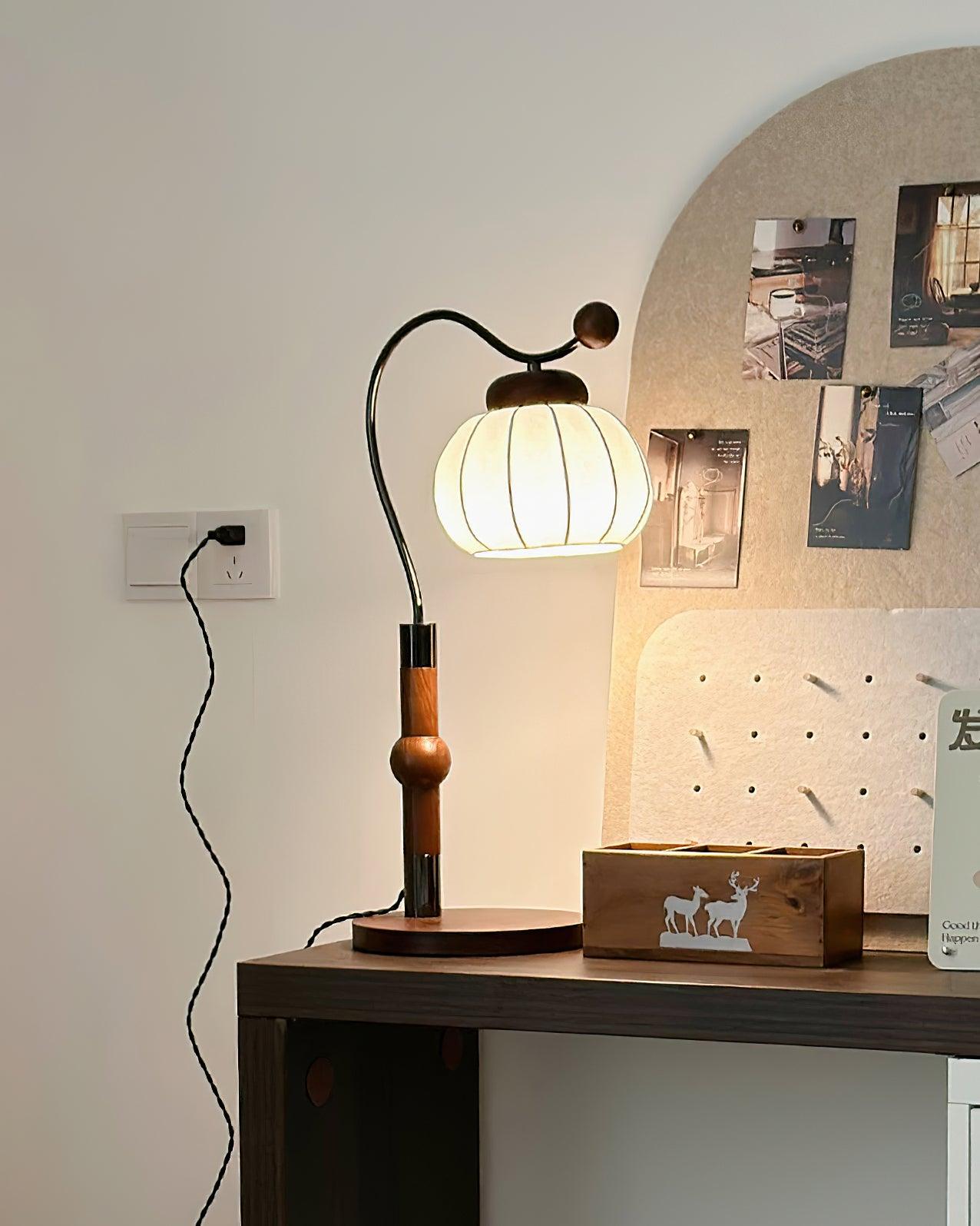 Silk_Globe_Table_Lamp_6