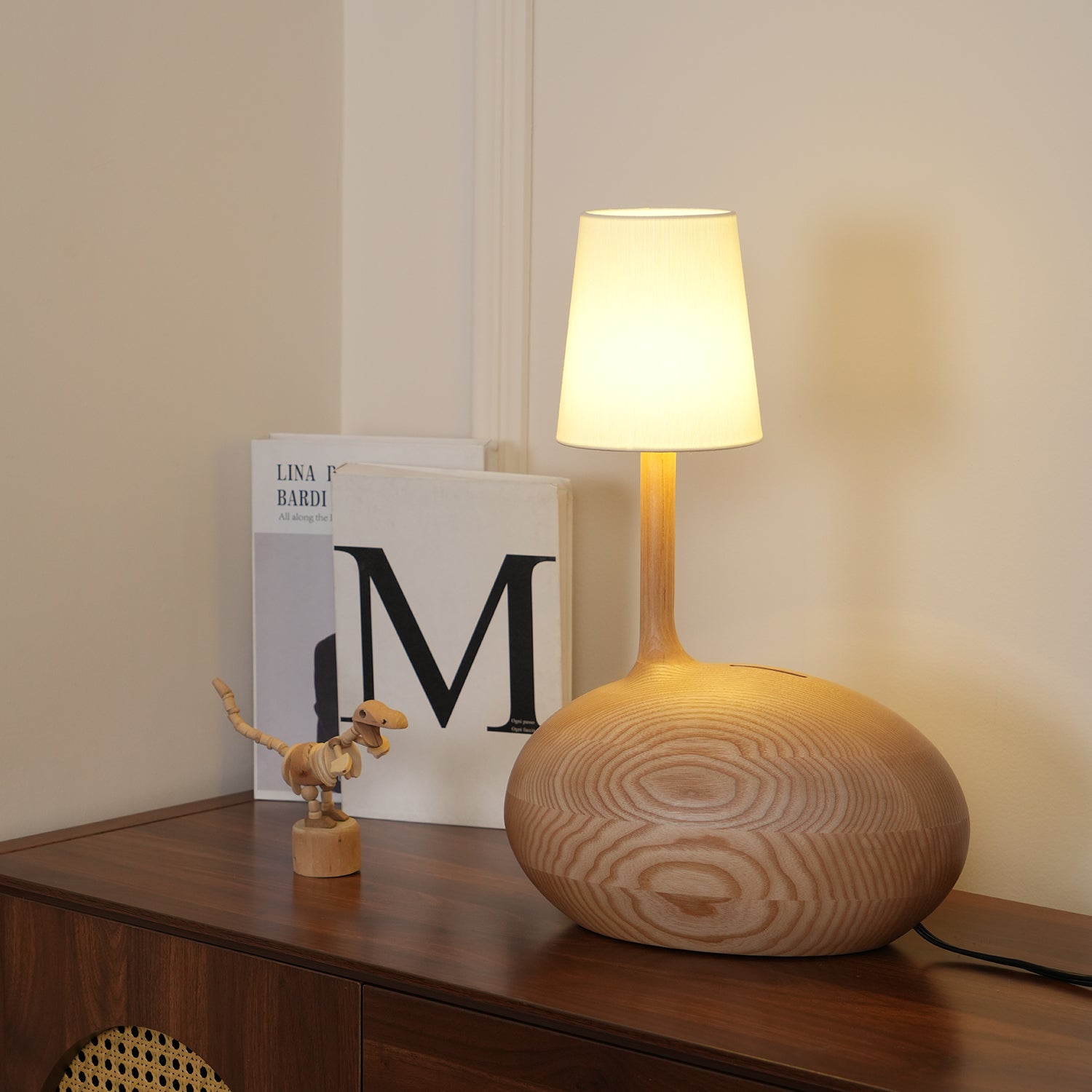 Snail_Table_Lamp._9