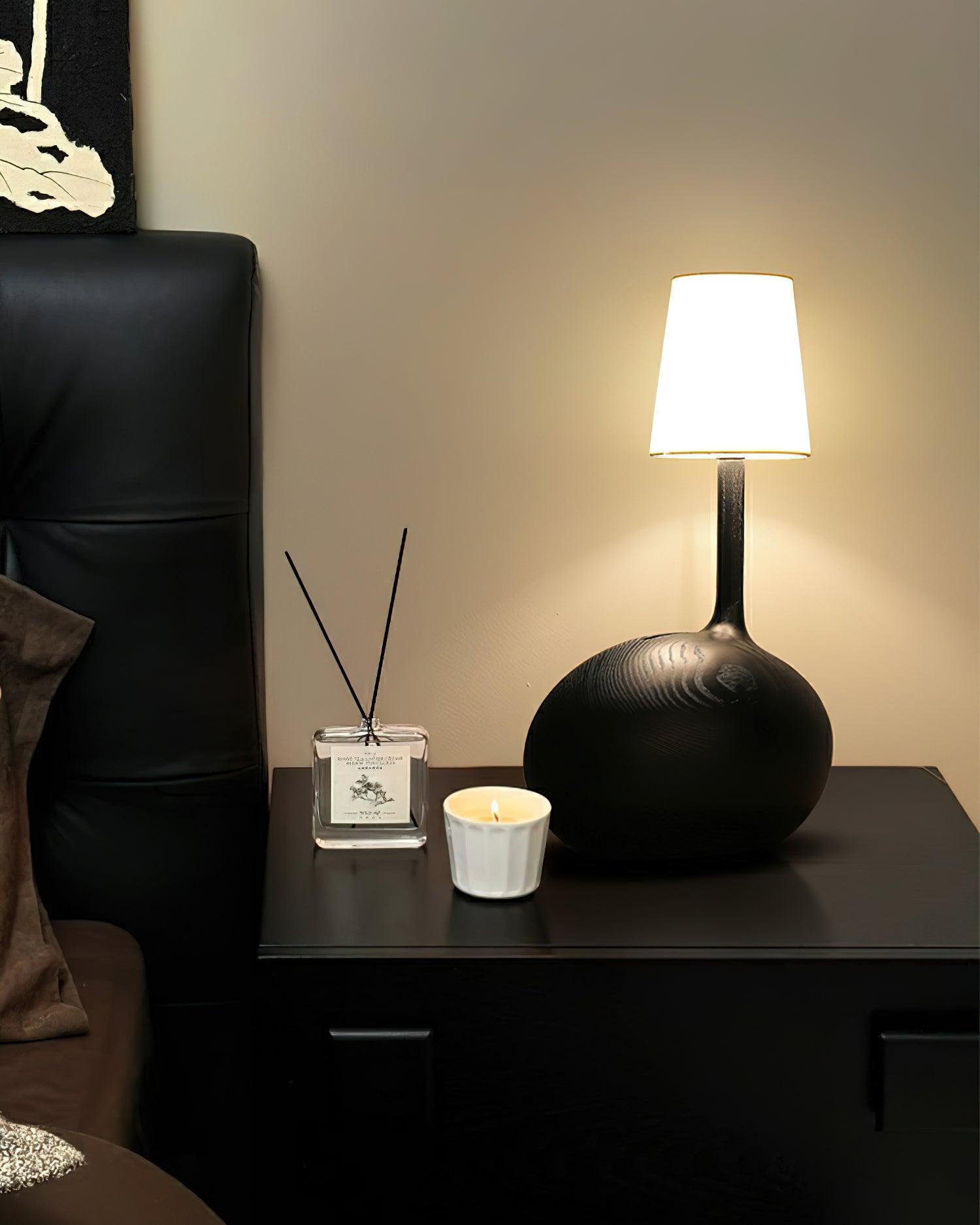 Snail_Table_Lamp_17