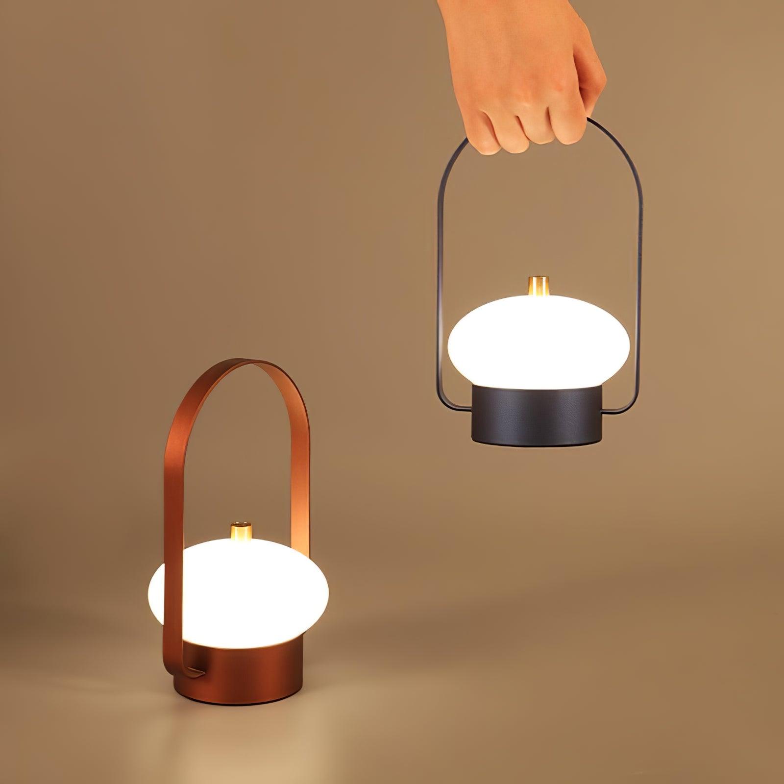 Soft_Spot_Table_Lamp_1