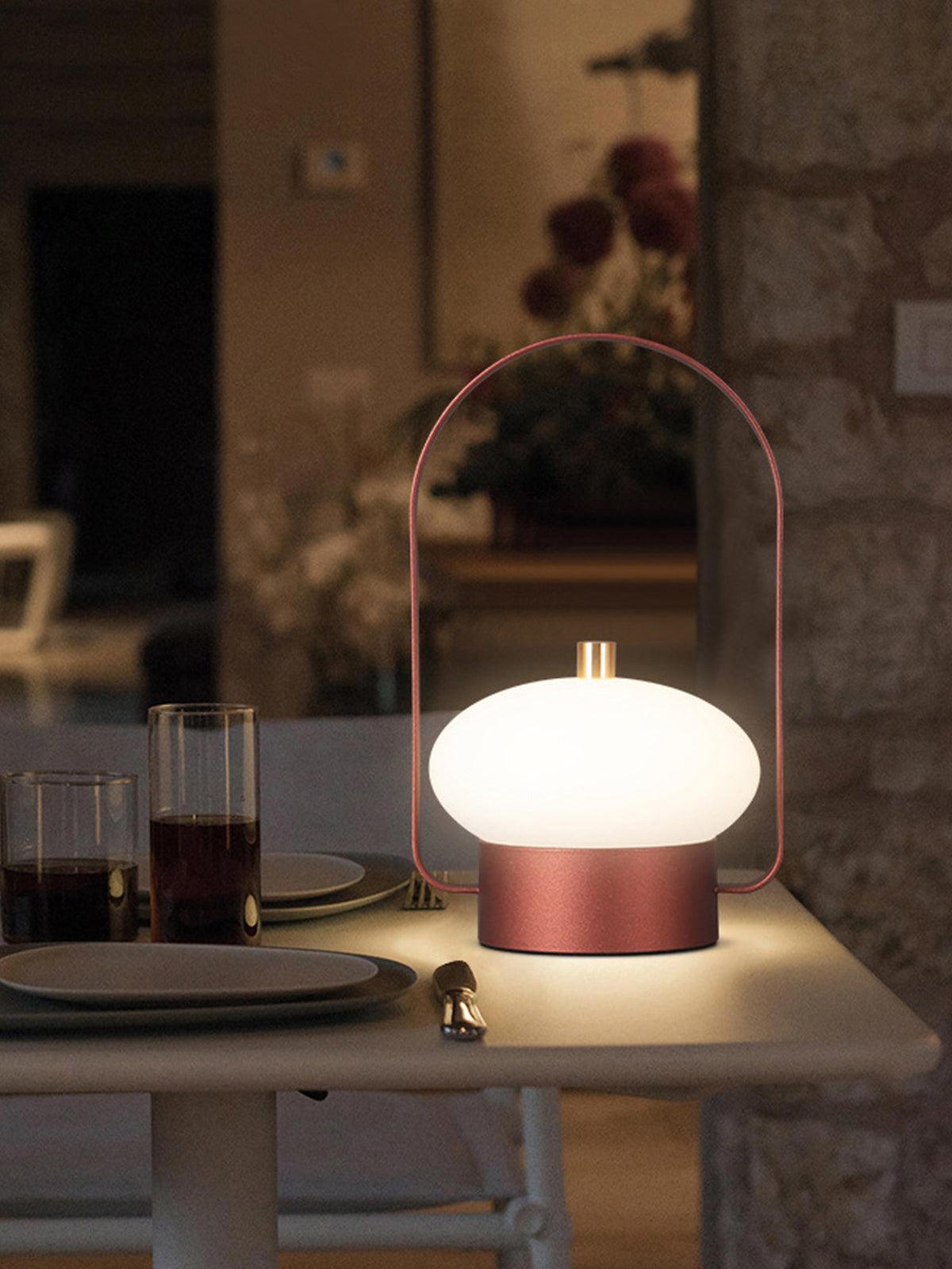 Soft_Spot_Table_Lamp_18