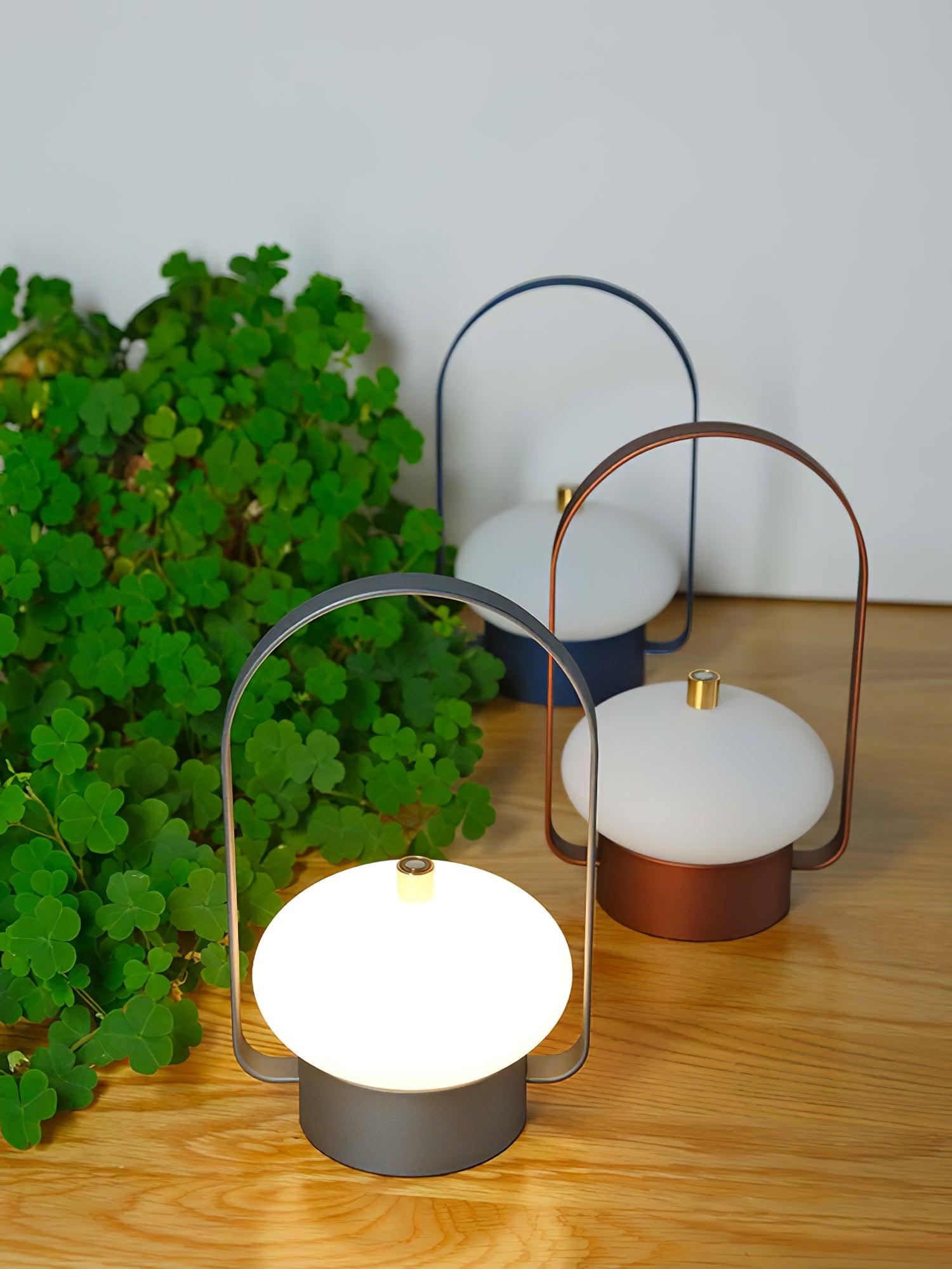 Soft_Spot_Table_Lamp_20