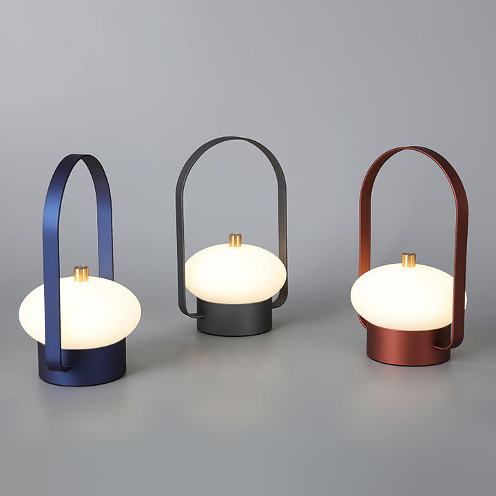 Soft_Spot_Table_Lamp_3