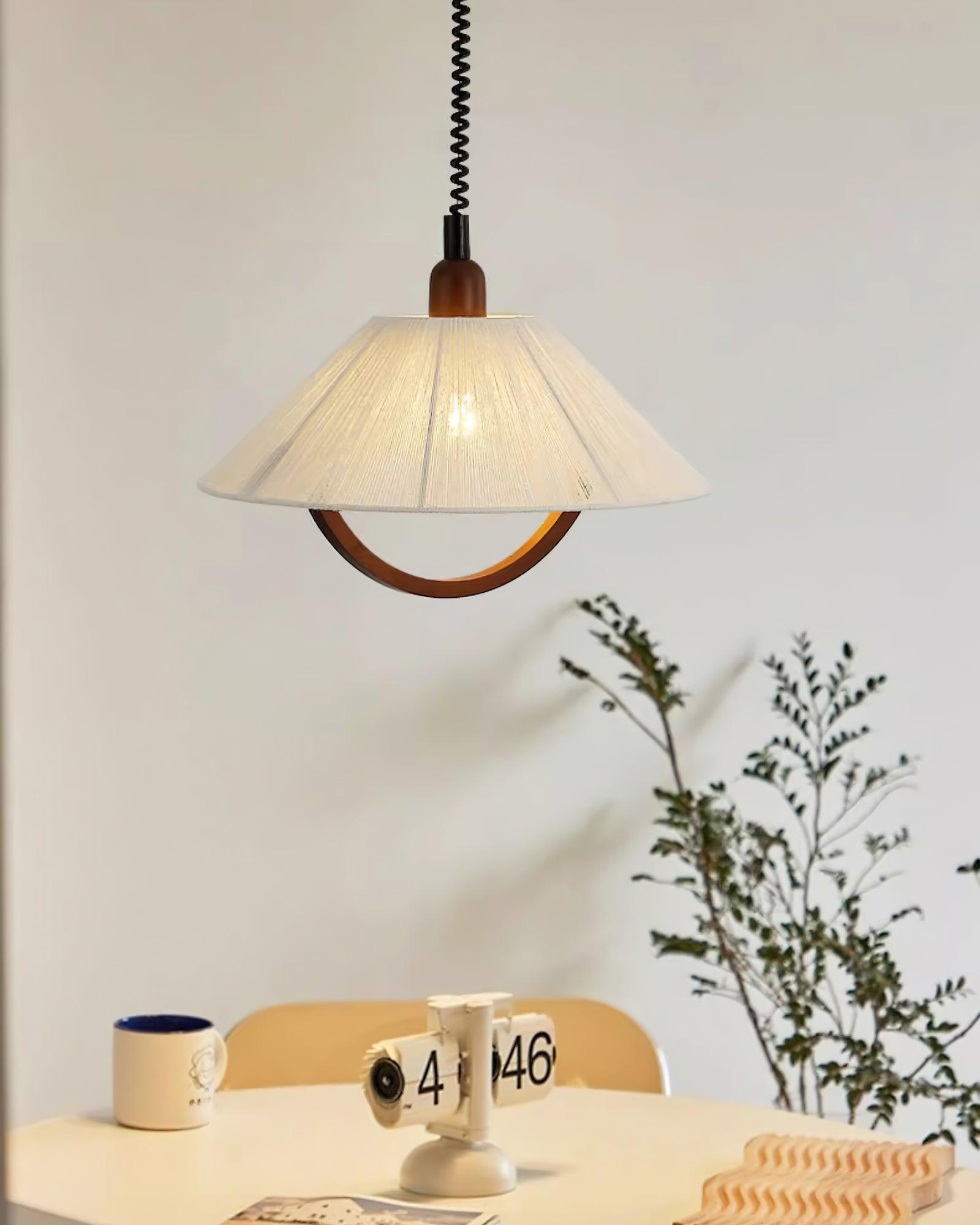 Soho_Pendant_Lamp_1