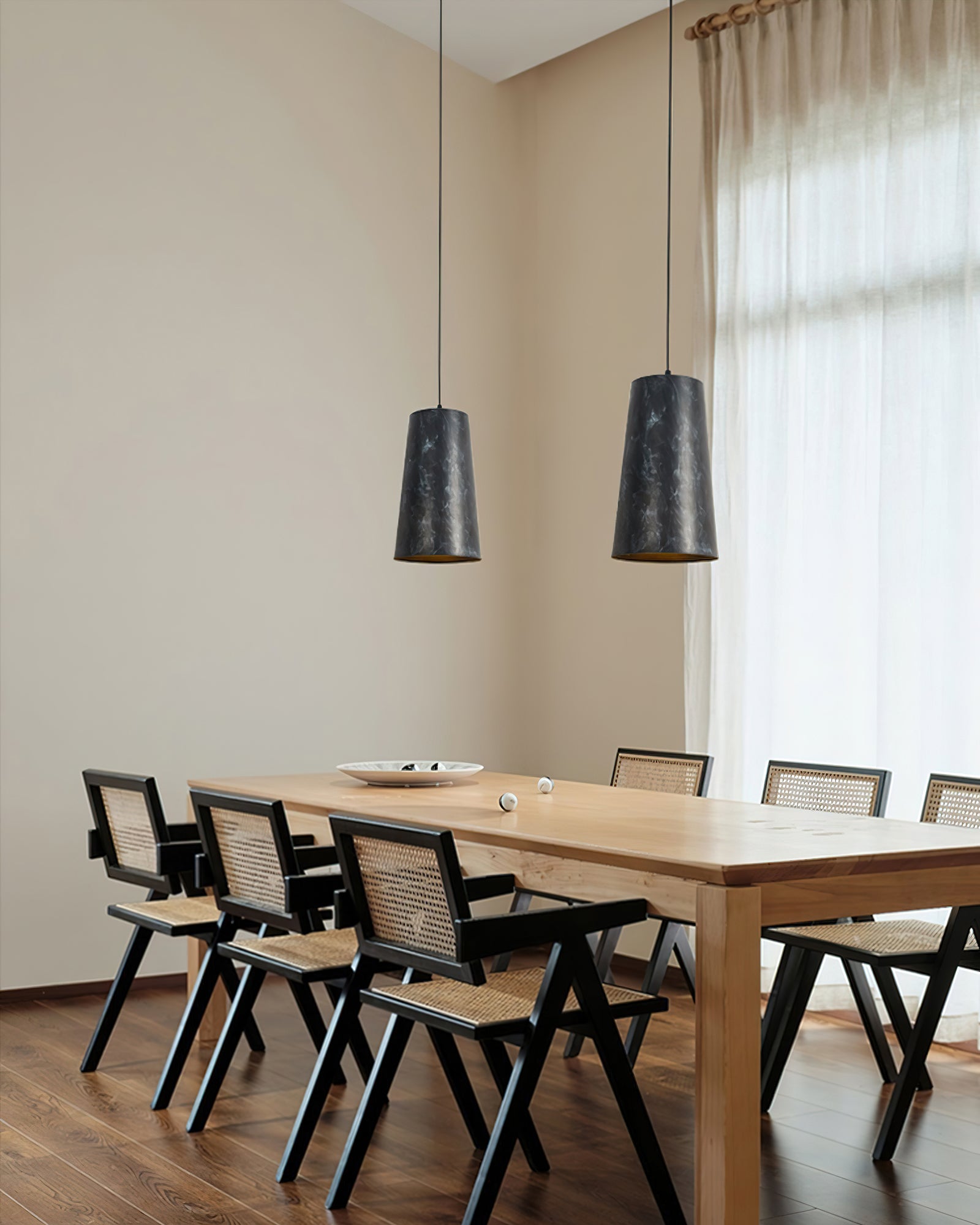 Solana_Metal_Pendant_Lamp_2