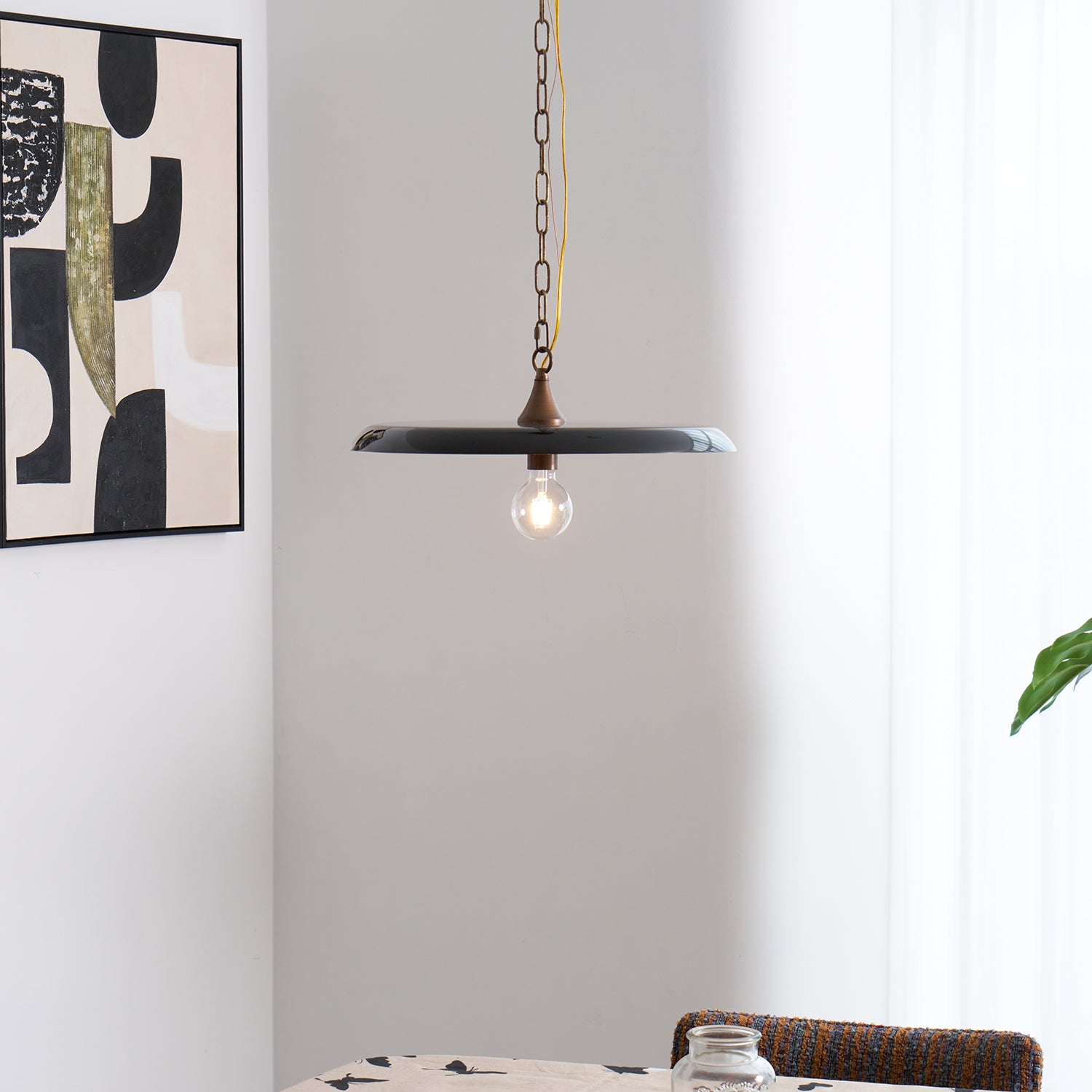 Solara_Disc_Pendant_Lamp_10_cd6fbf00-a9d7-47c2-89e9-18c7497a0afe