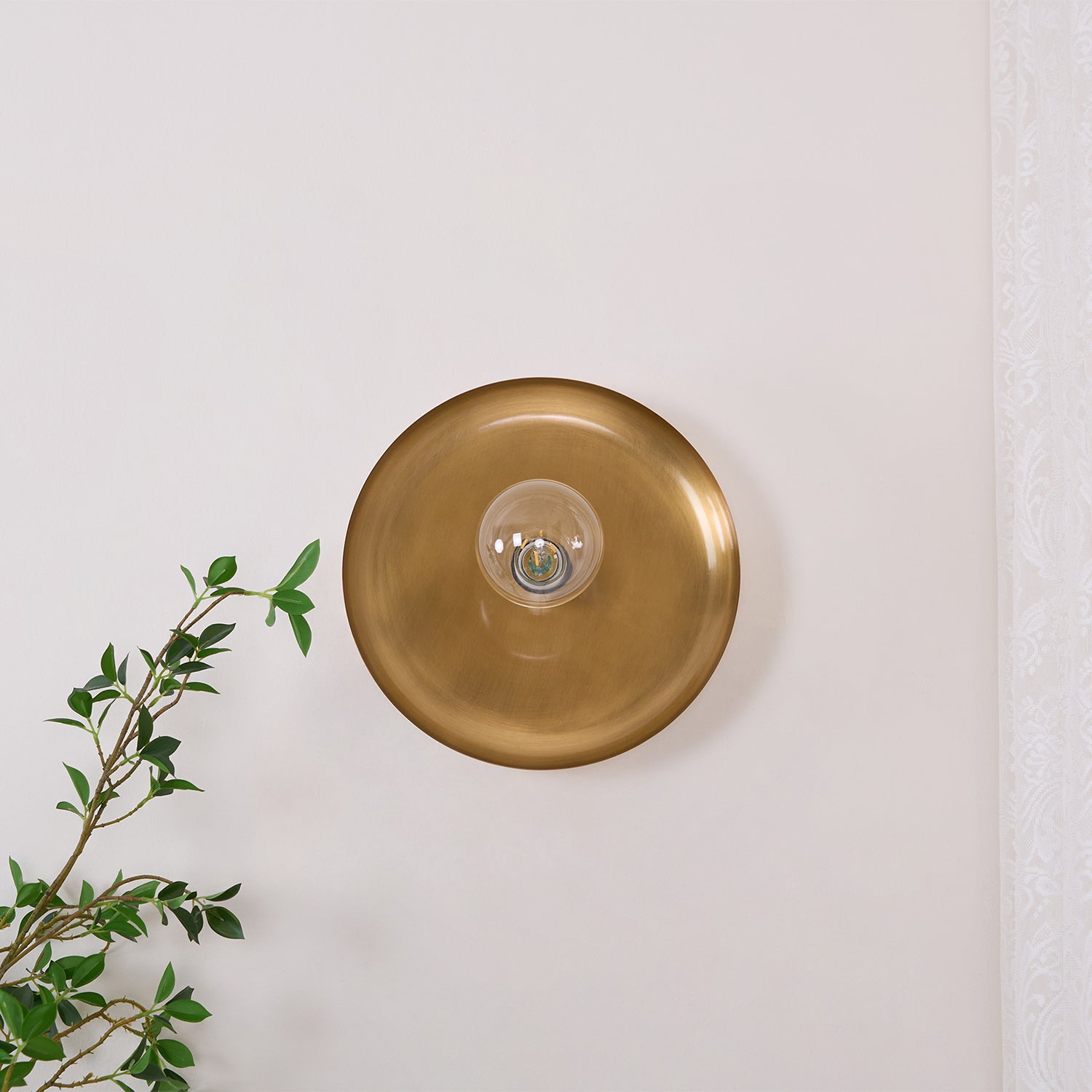 Solara_Disc_Wall_Lamp__3