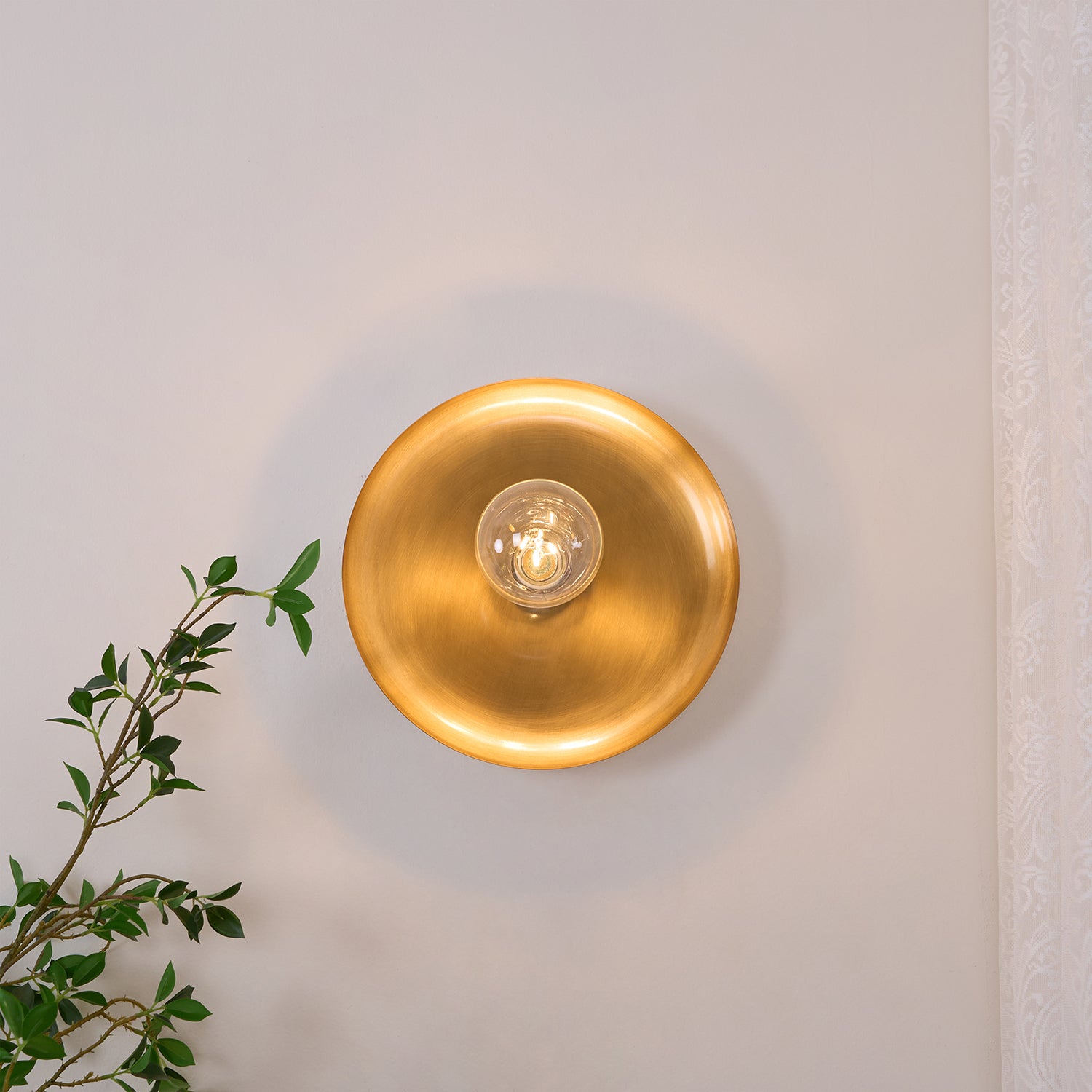Solara_Disc_Wall_Lamp__4
